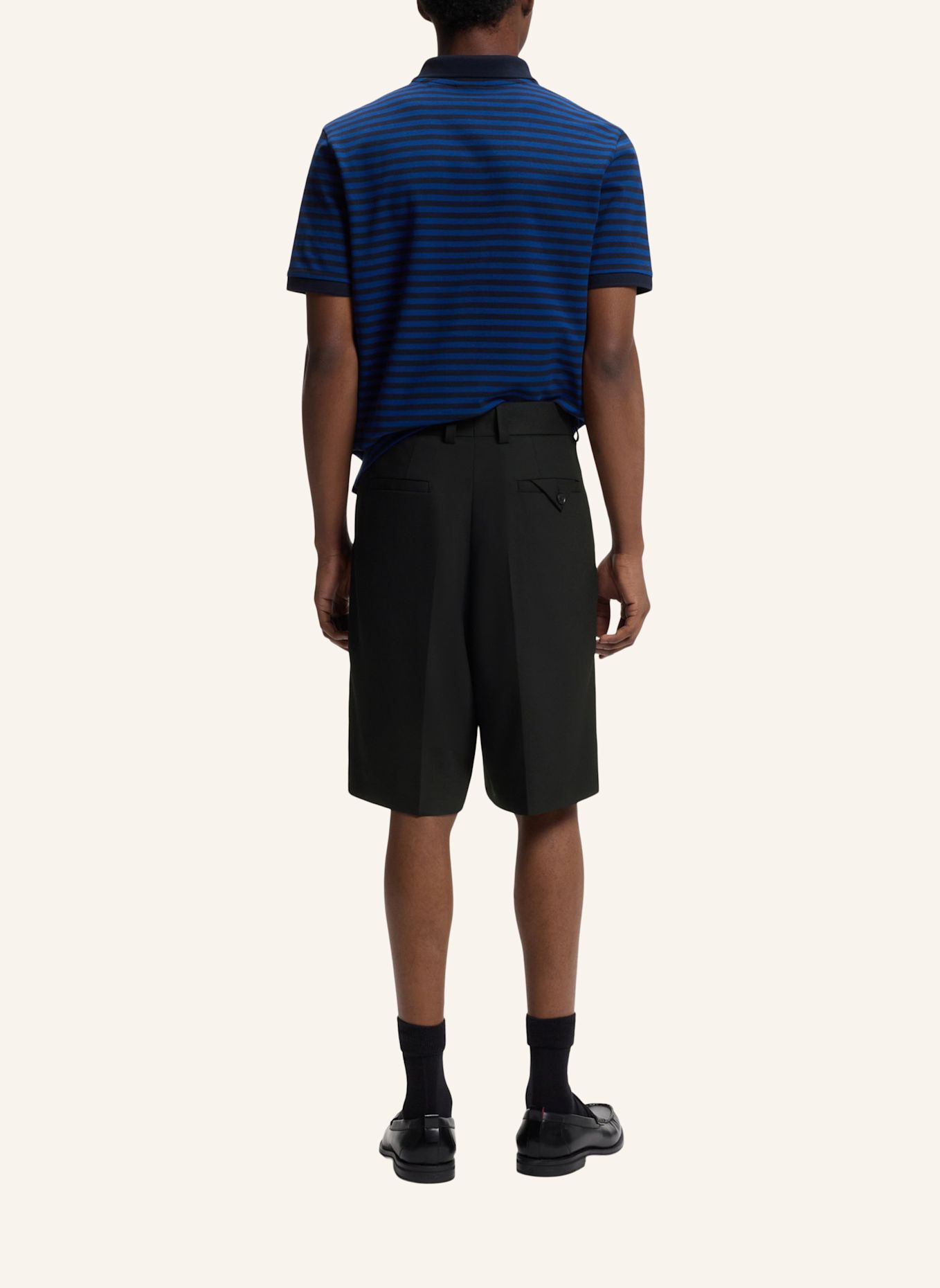 HUGO Kurze Hose FERY261X Relaxed Fit: SCHWARZ