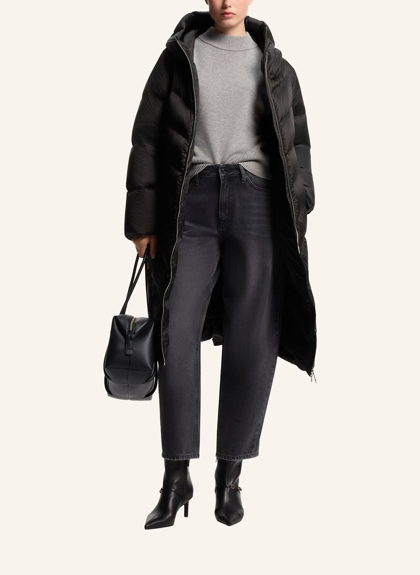 HUGO Daunenjacke FINI-4 Relaxed Fit: SCHWARZ