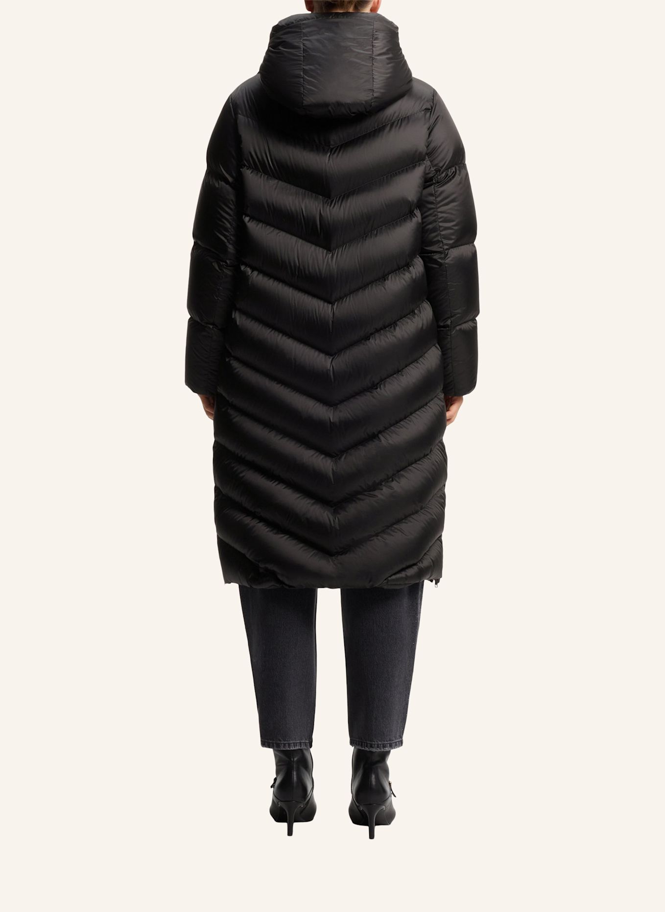 HUGO Daunenjacke FINI-4 Relaxed Fit: SCHWARZ