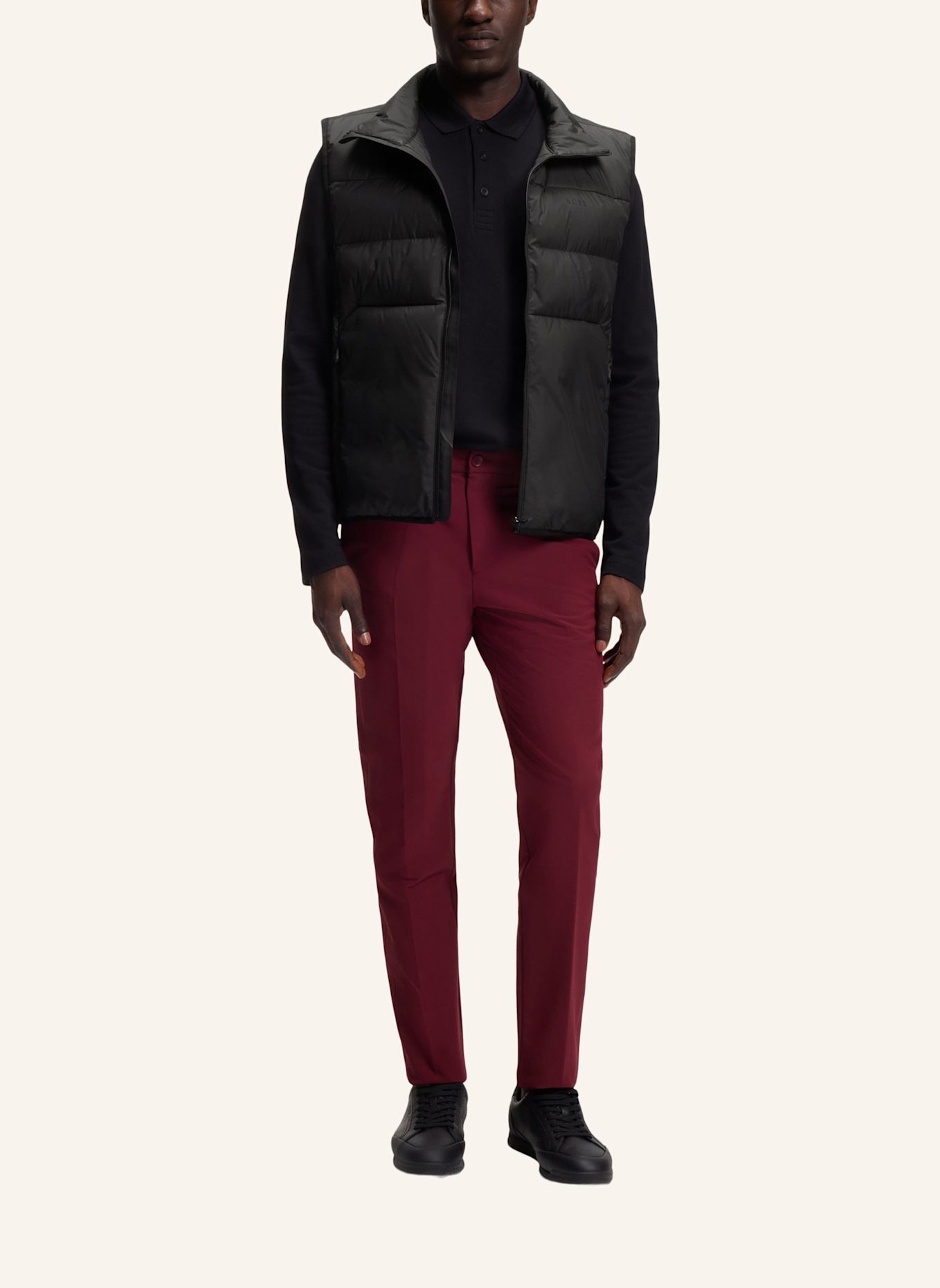 BOSS Jacke OW_URBANEX PUFFER V Regular Fit: SCHWARZ