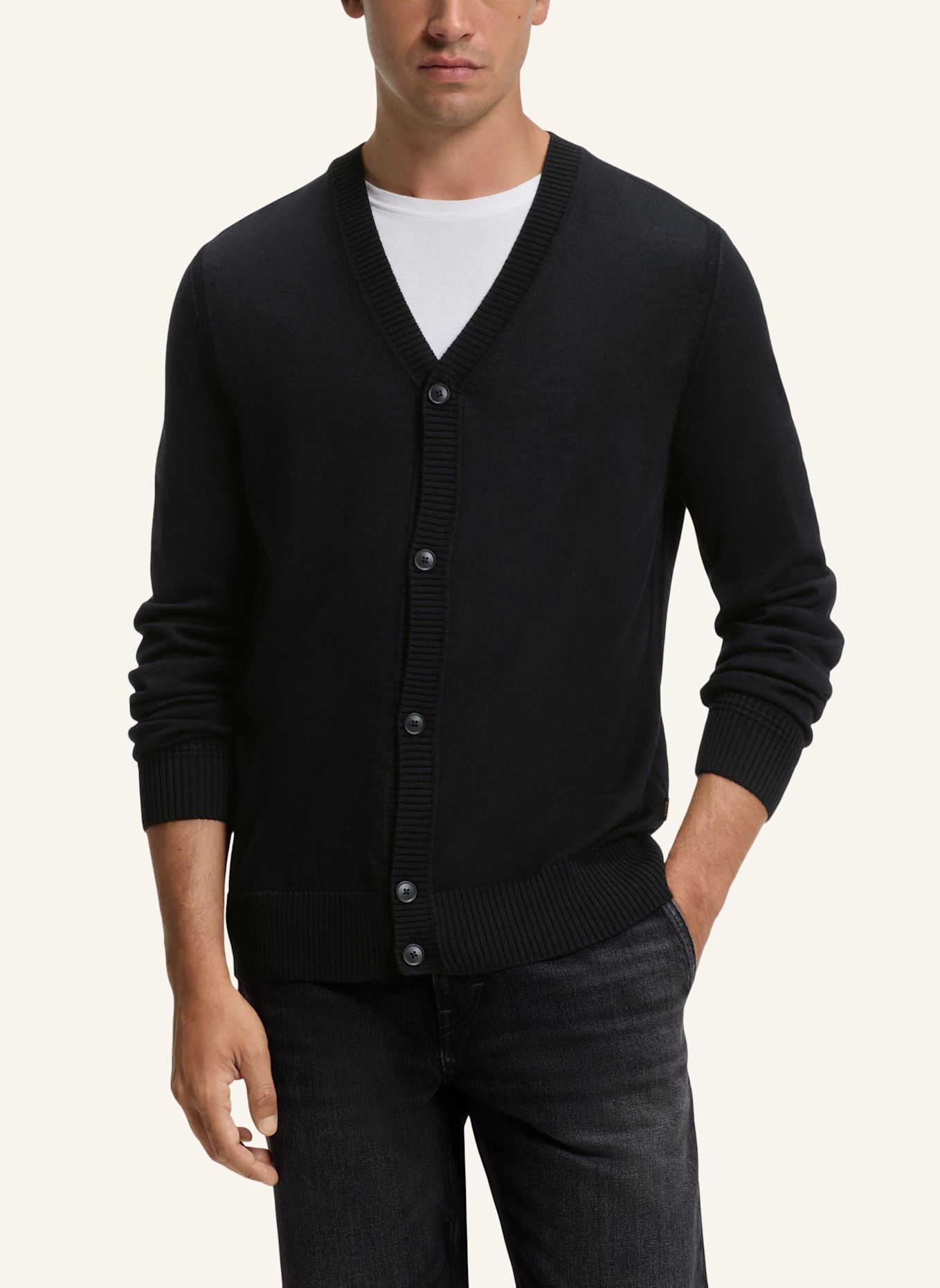 BOSS Strickjacke AVAC_CD-1 Regular Fit: SCHWARZ
