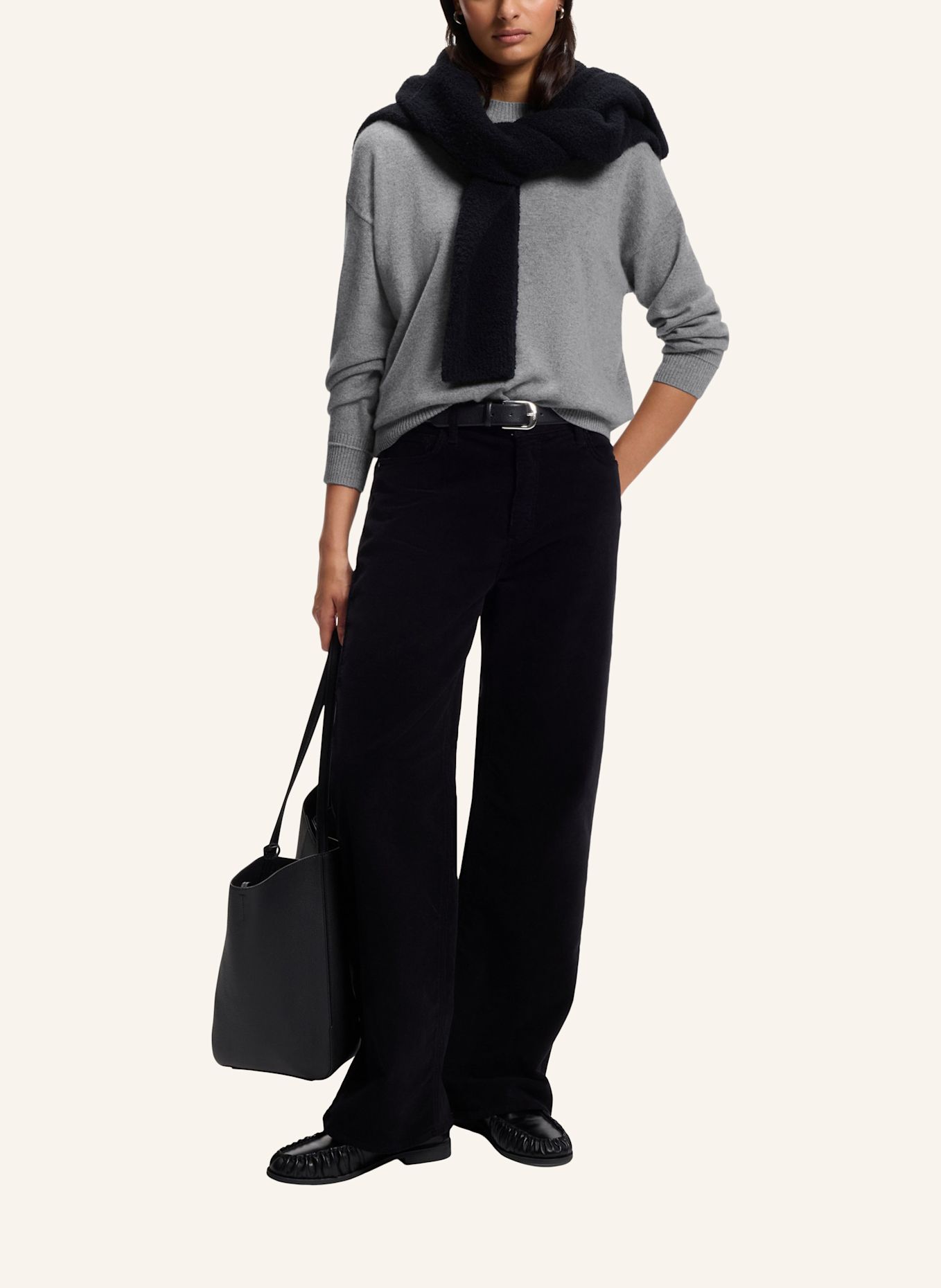 BOSS Pullover FIALKA: GRAU