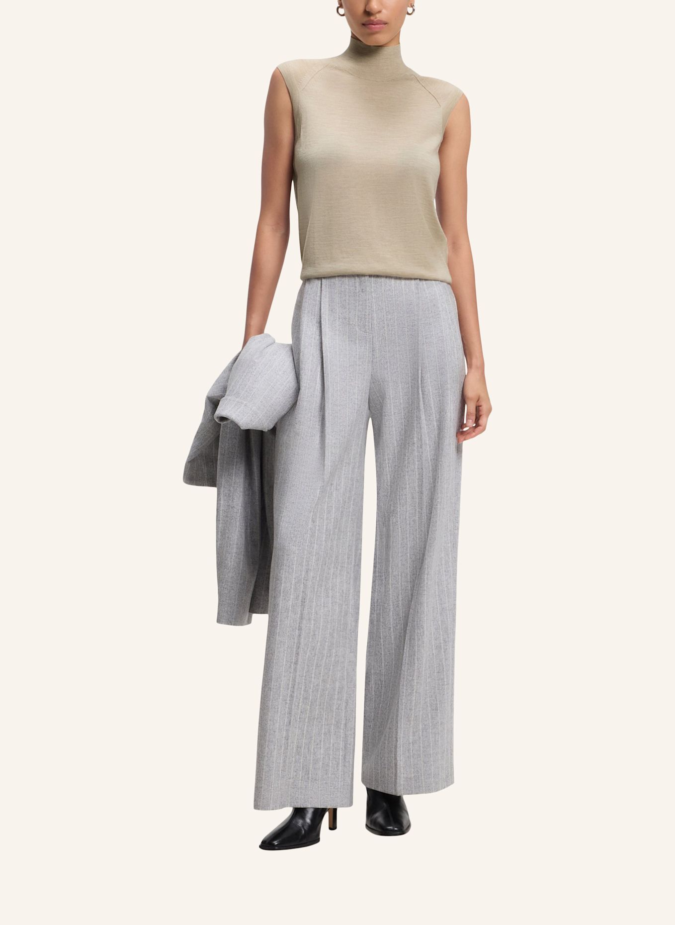 BOSS Stricktop FIPINI: BEIGE