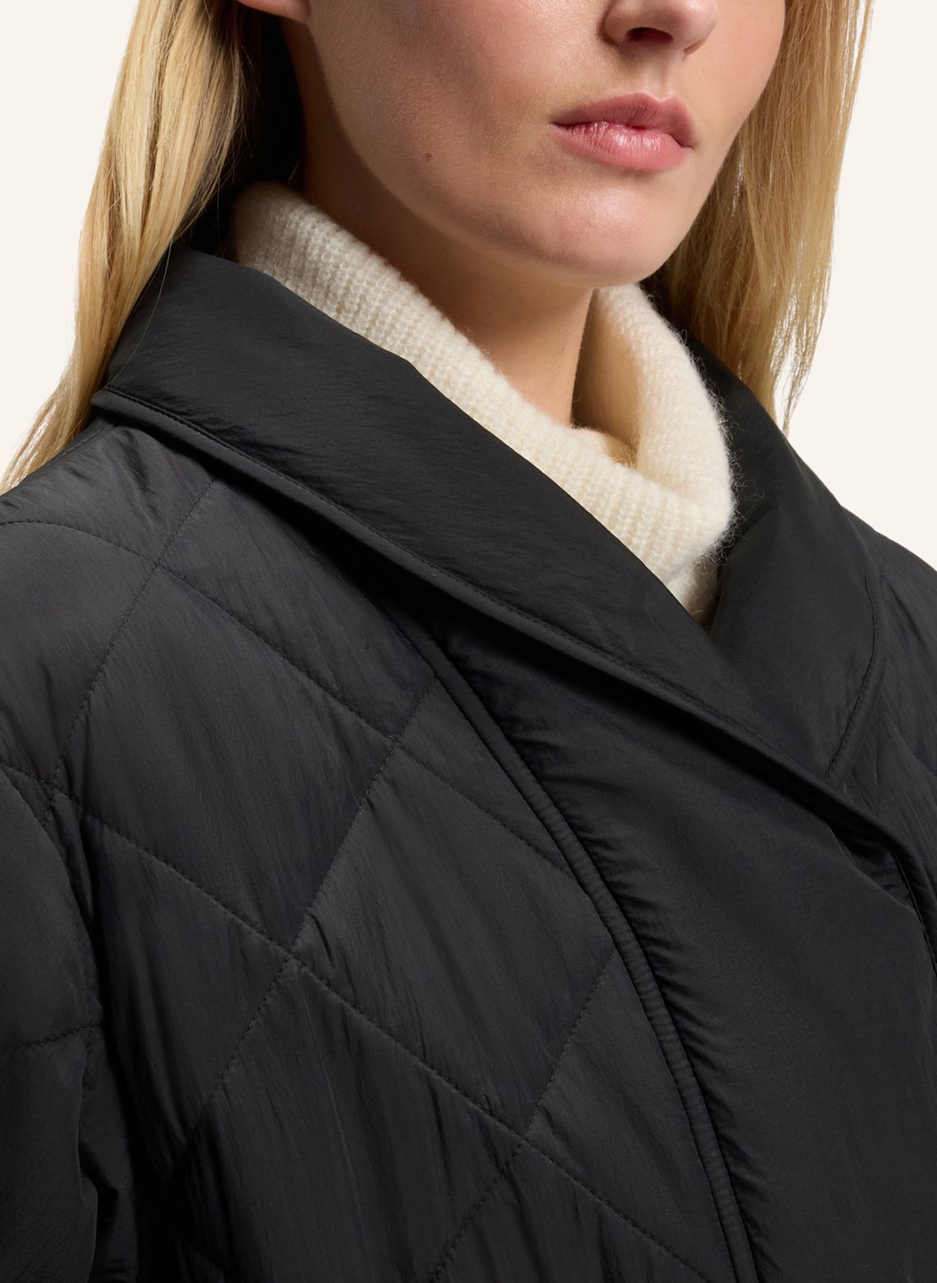 BOSS Jacke C_PACOLINA Regular Fit: SCHWARZ