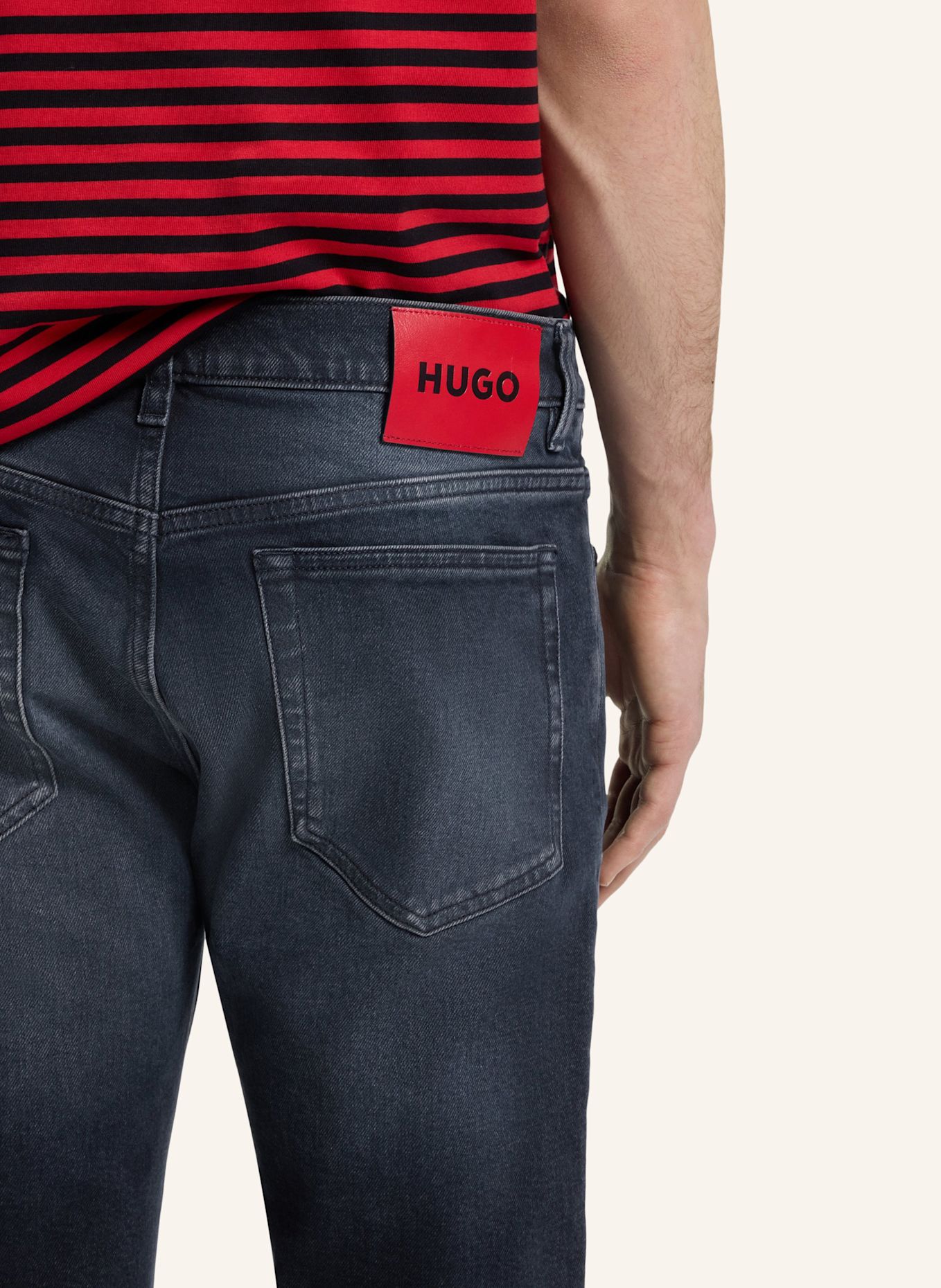 HUGO Jeans HUGO 708 Slim Fit: DUNKELBLAU