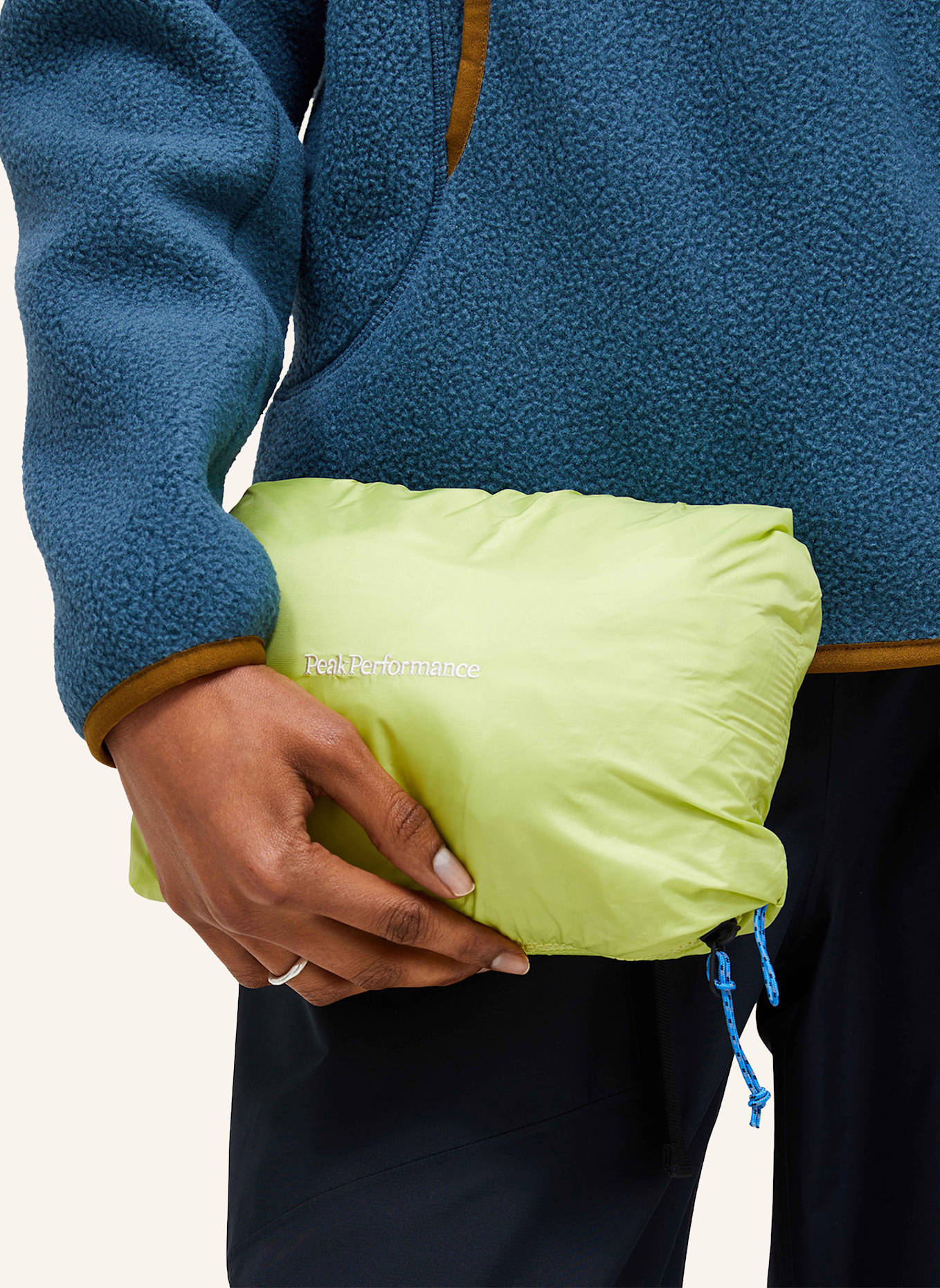 Peak Performance Daunenweste: HELLGRAU