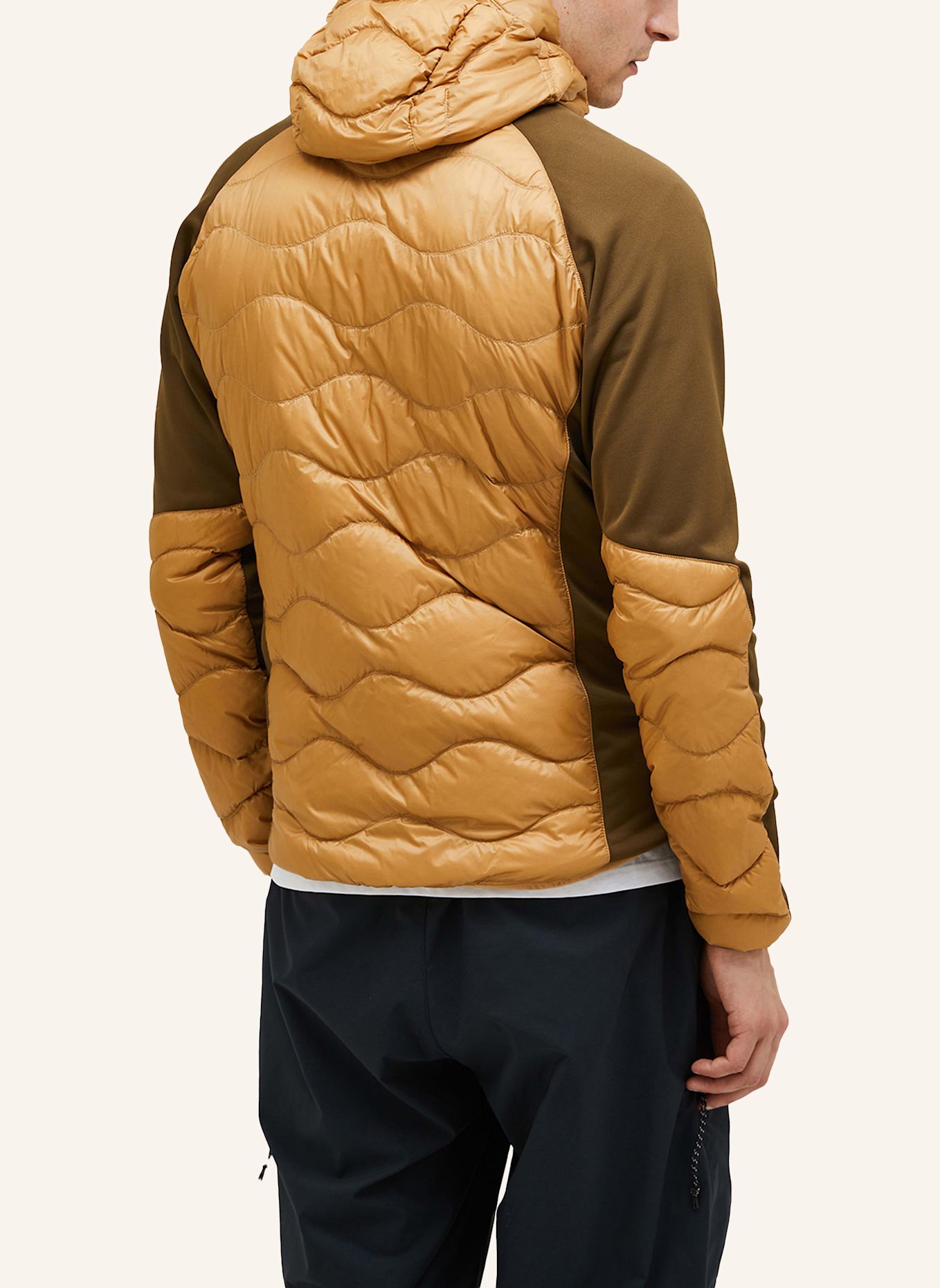 Peak Performance Hybrid-Daunenjacke HELIUM HOODED: CAMEL