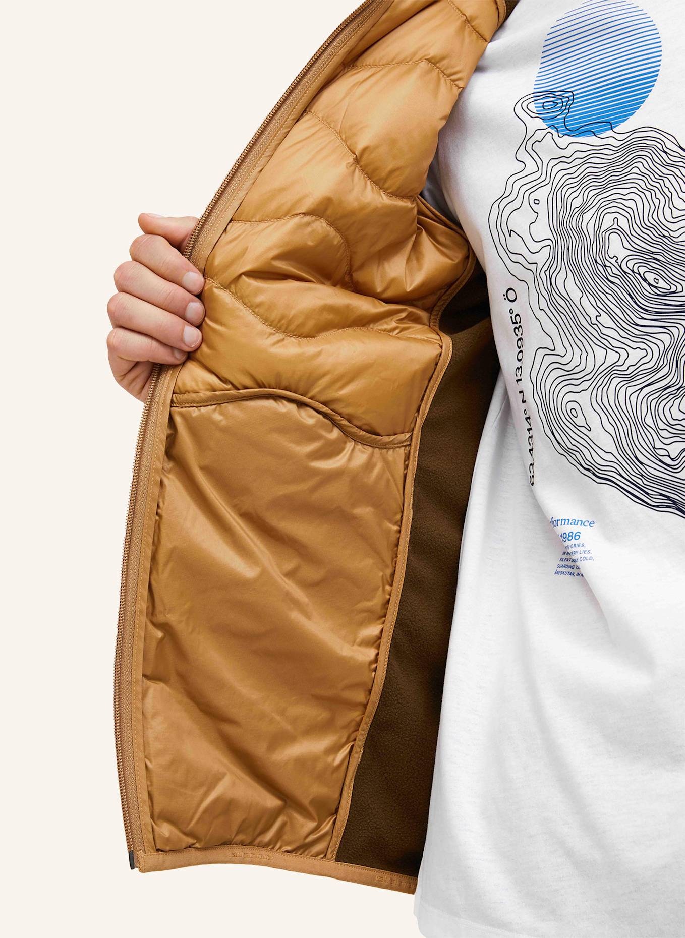 Peak Performance Hybrid-Daunenjacke HELIUM HOODED: CAMEL