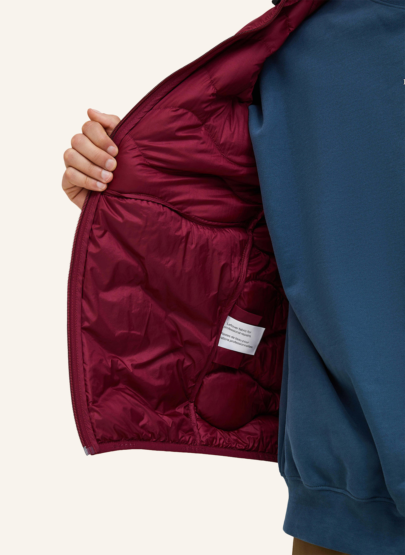 Peak Performance Daunen-Skijacke HELIUM: ROT