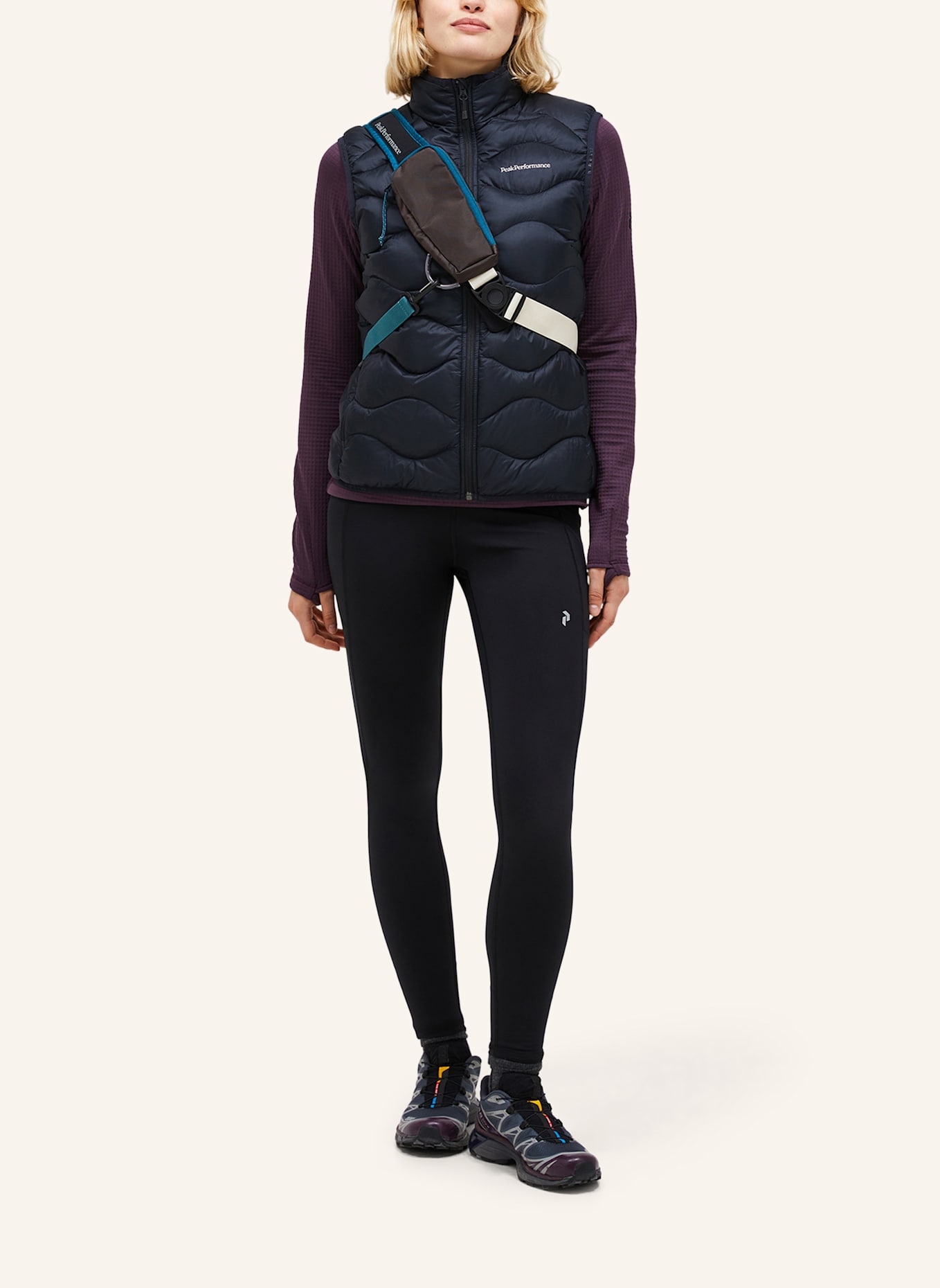 Peak Performance Steppweste: SCHWARZ