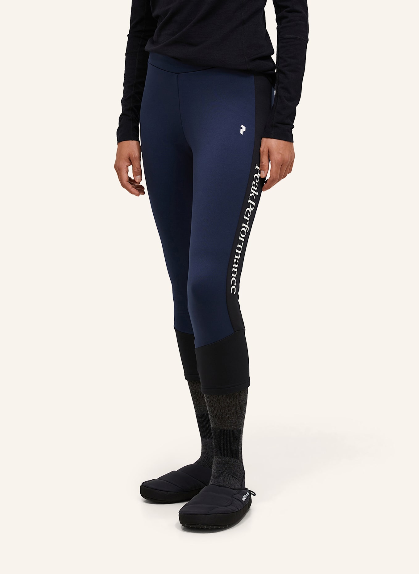 Peak Performance W Rider Essentials Pants Sportleggings: DUNKELBLAU