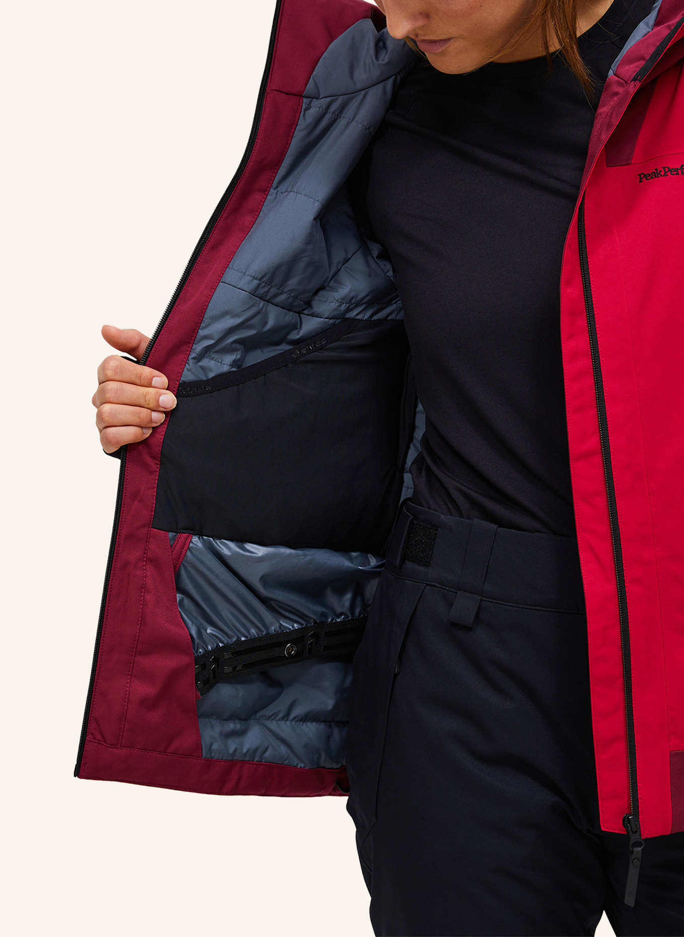 Peak Performance Skijacke: ROT
