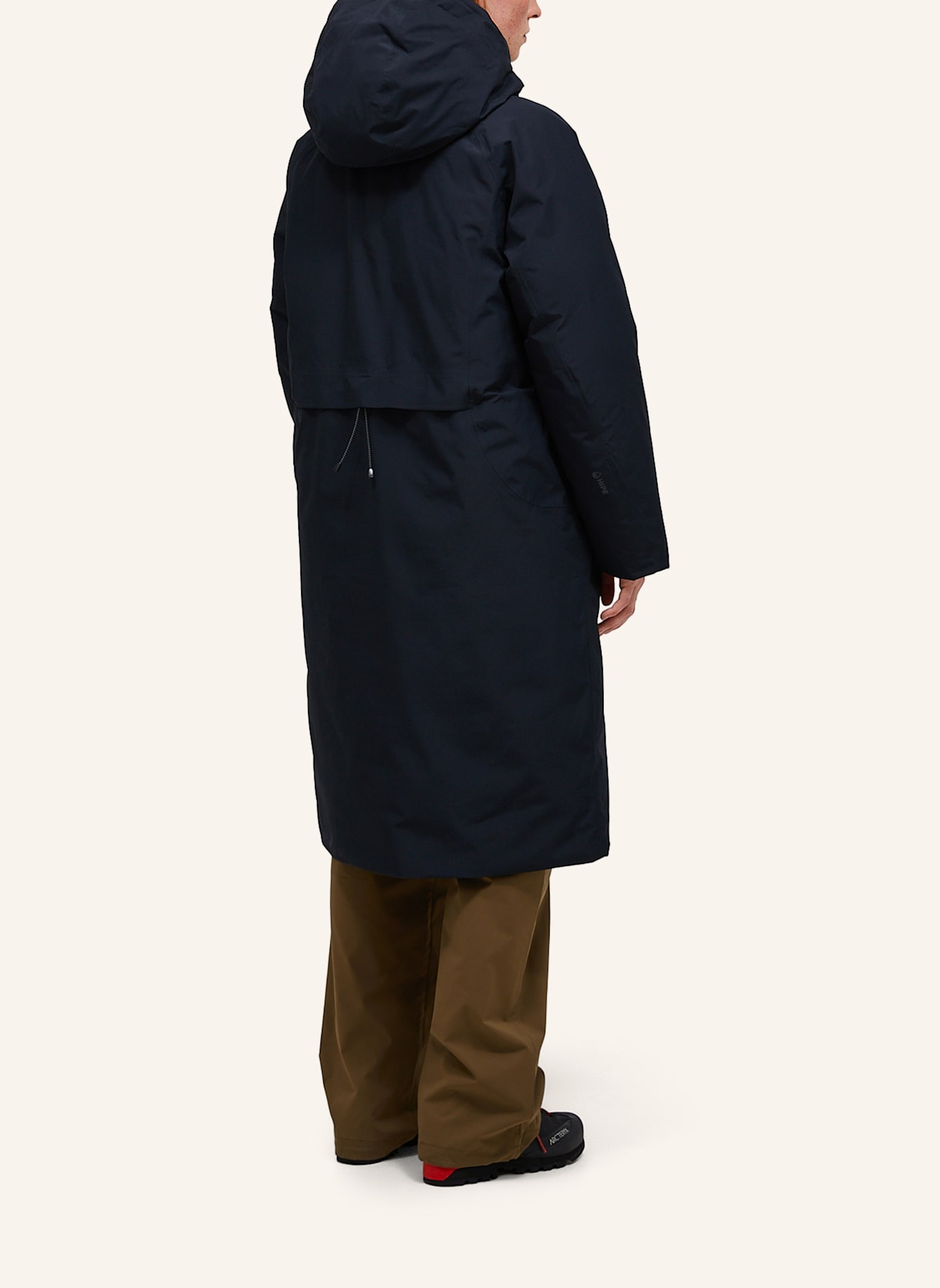 Peak Performance Daunenmantel TREELINE: SCHWARZ