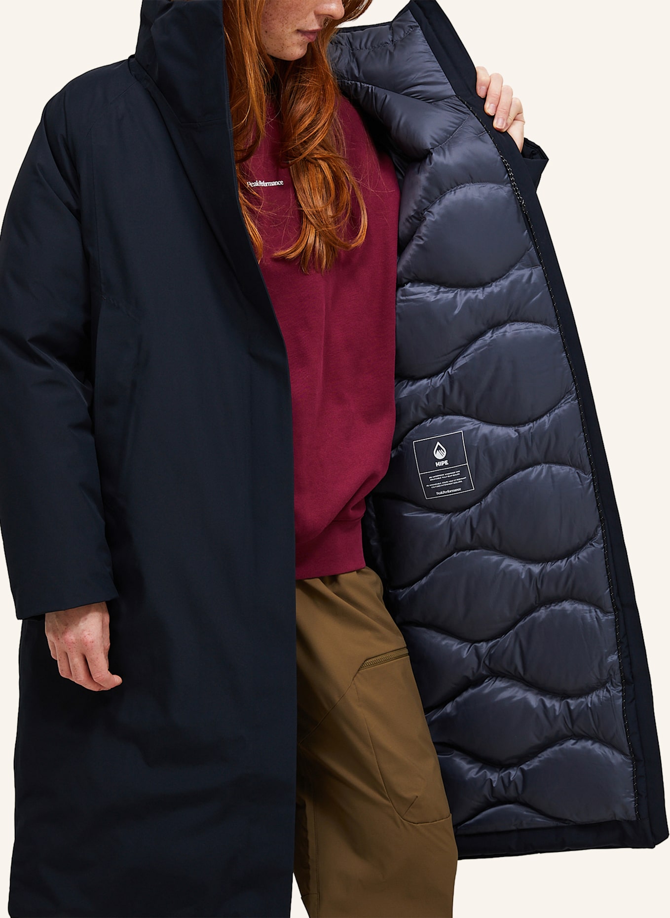 Peak Performance Daunenmantel TREELINE: SCHWARZ