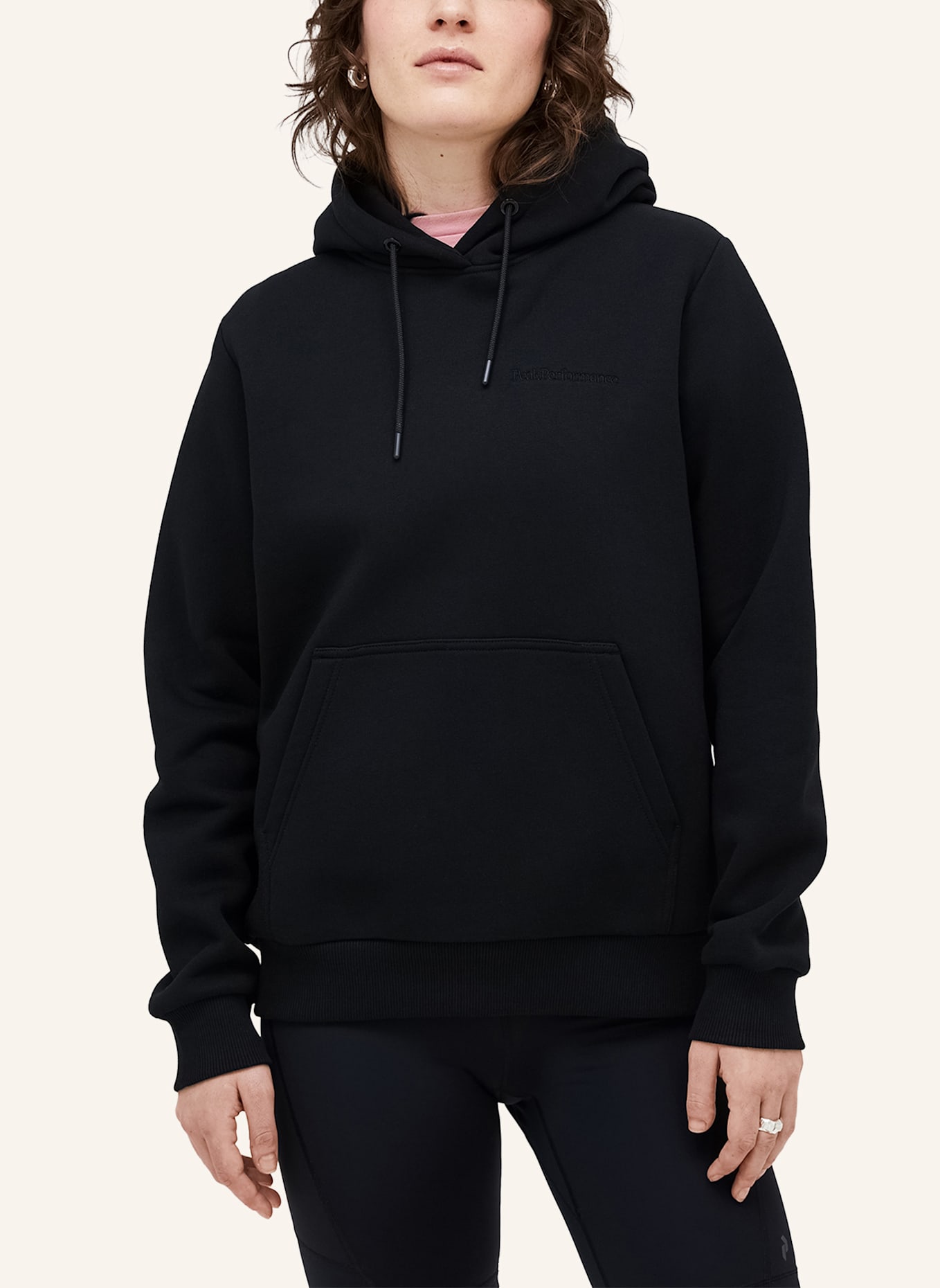 Peak Performance Hoodie: SCHWARZ