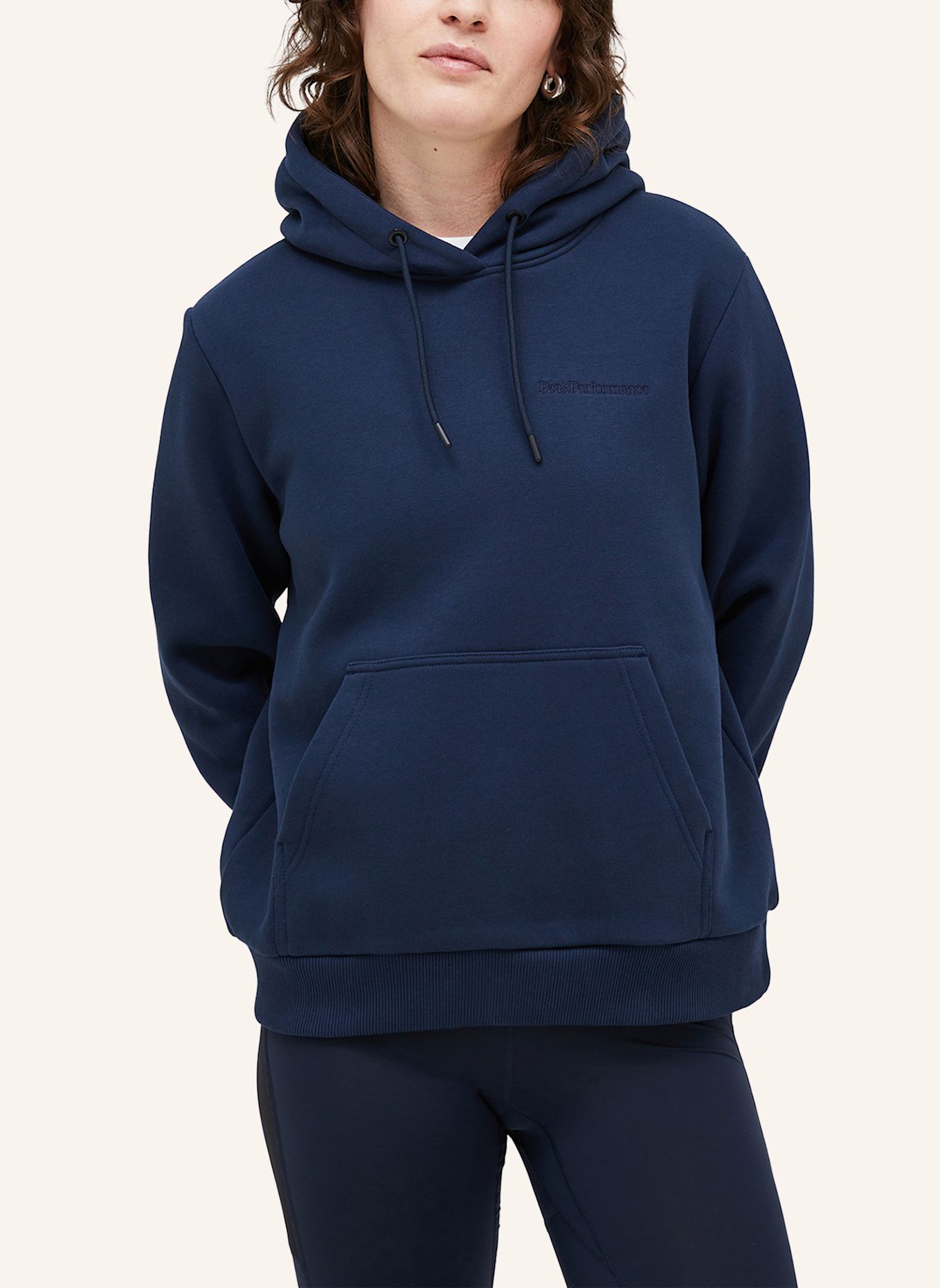 Peak Performance Hoodie: DUNKELBLAU