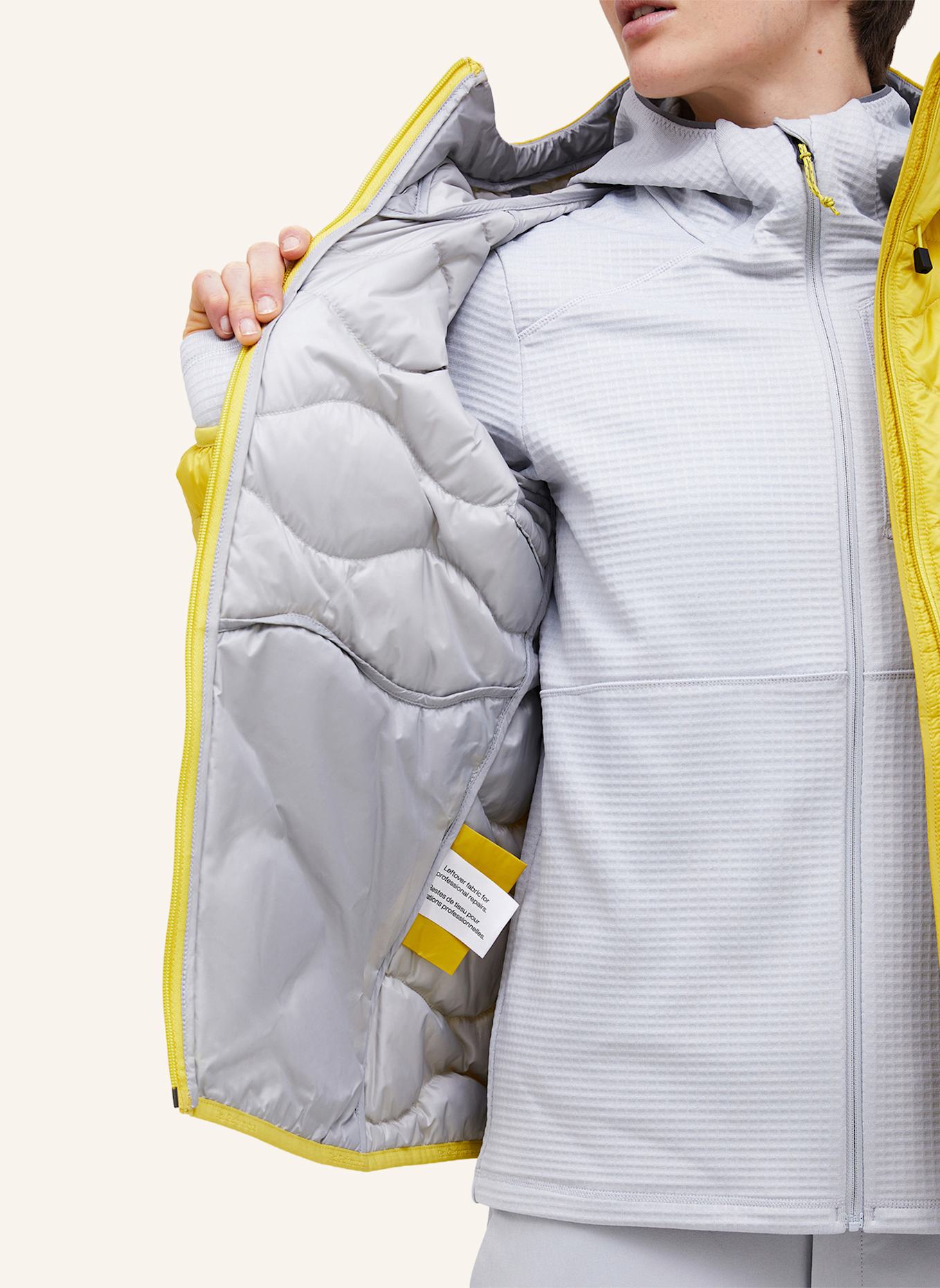 Peak Performance Lightweight-Daunenjacke HELIUM: GELB