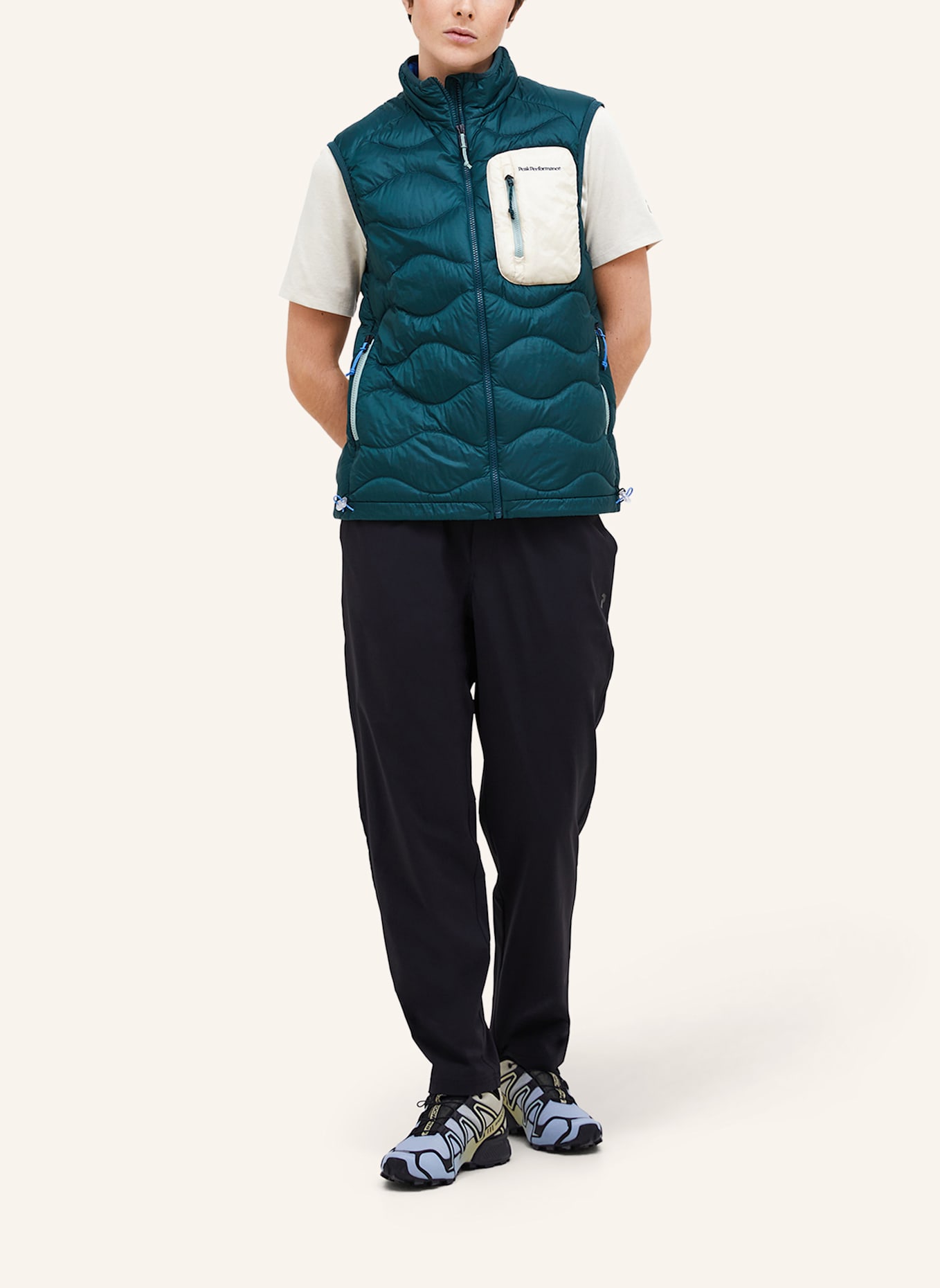 Peak Performance Daunenweste HELIUM UTILITY: NEONBLAU