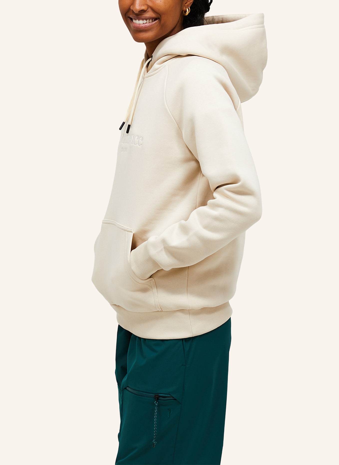 Peak Performance Hoodie: BEIGE