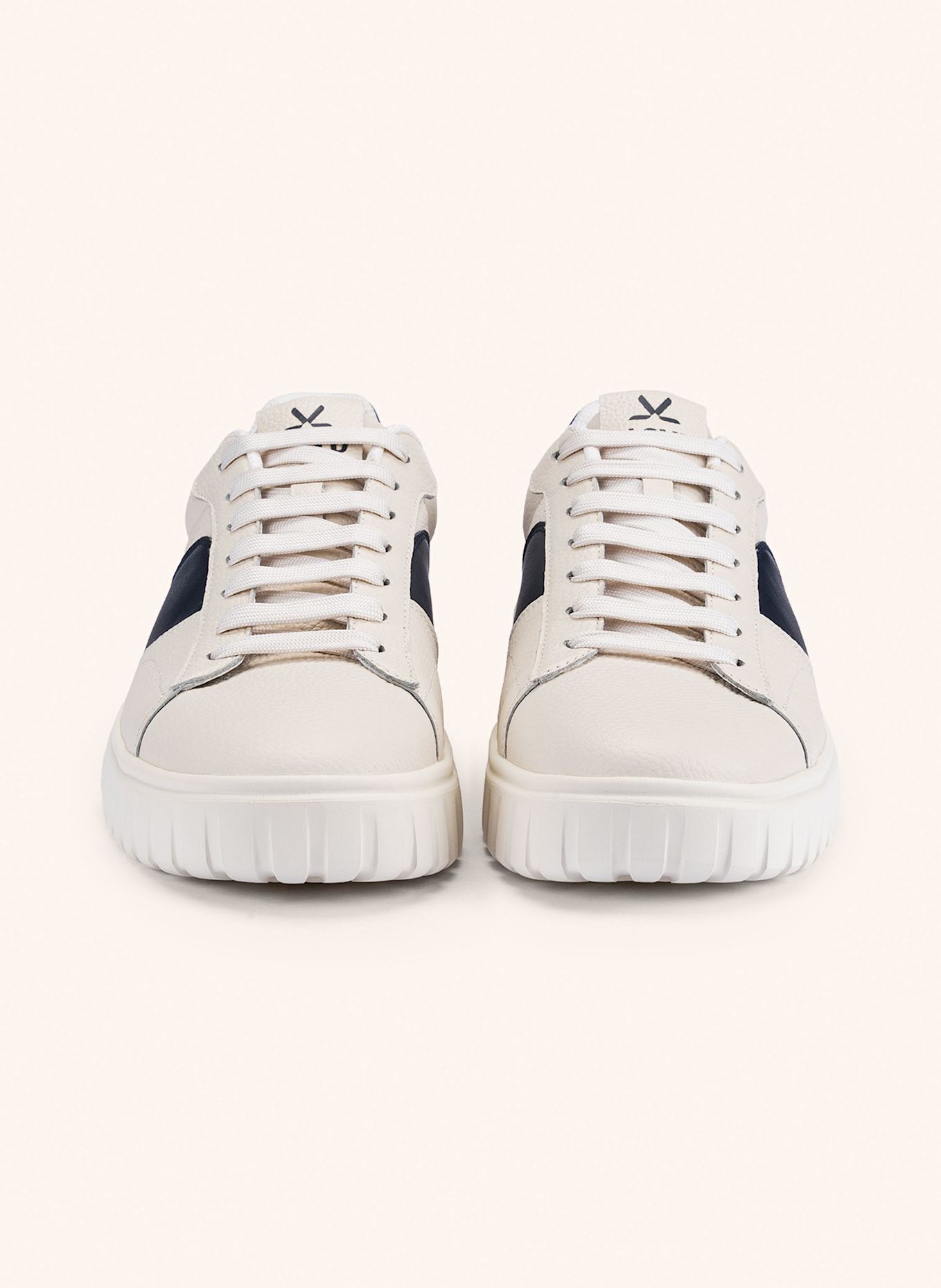 LLOYD Sneaker: WEISS/ SCHWARZ