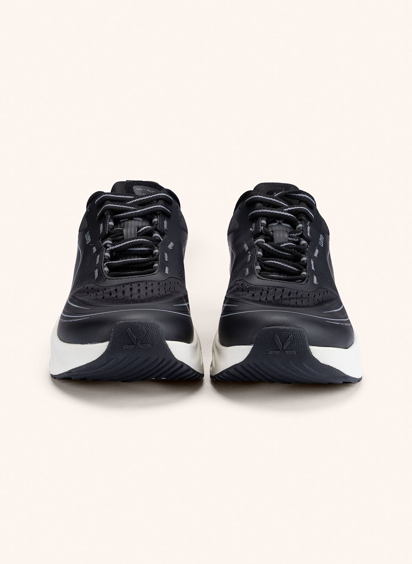 LLOYD Sneaker: SCHWARZ