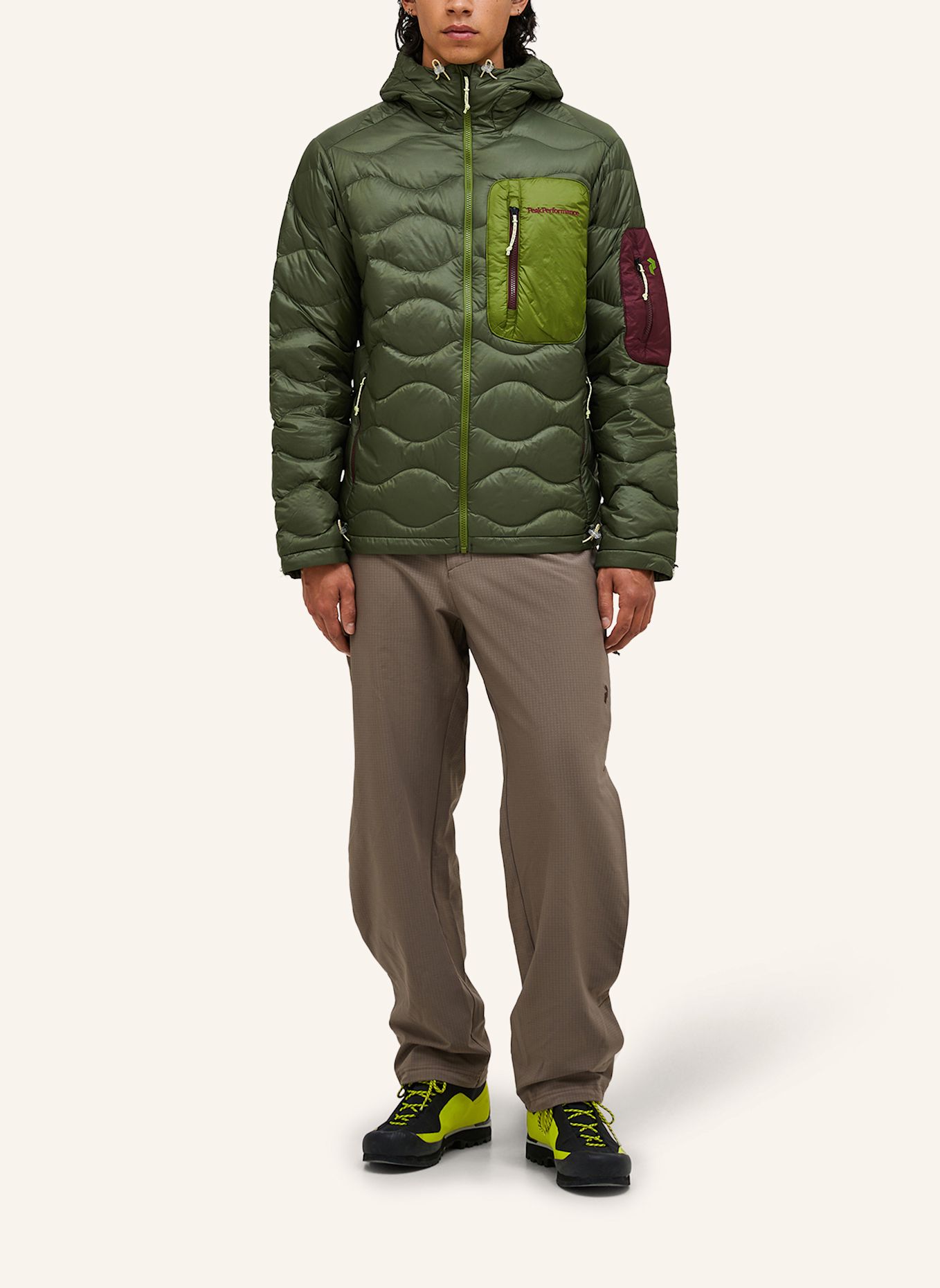 Peak Performance Lightweight-Daunenjacke HELIUM UTILITY: OLIV