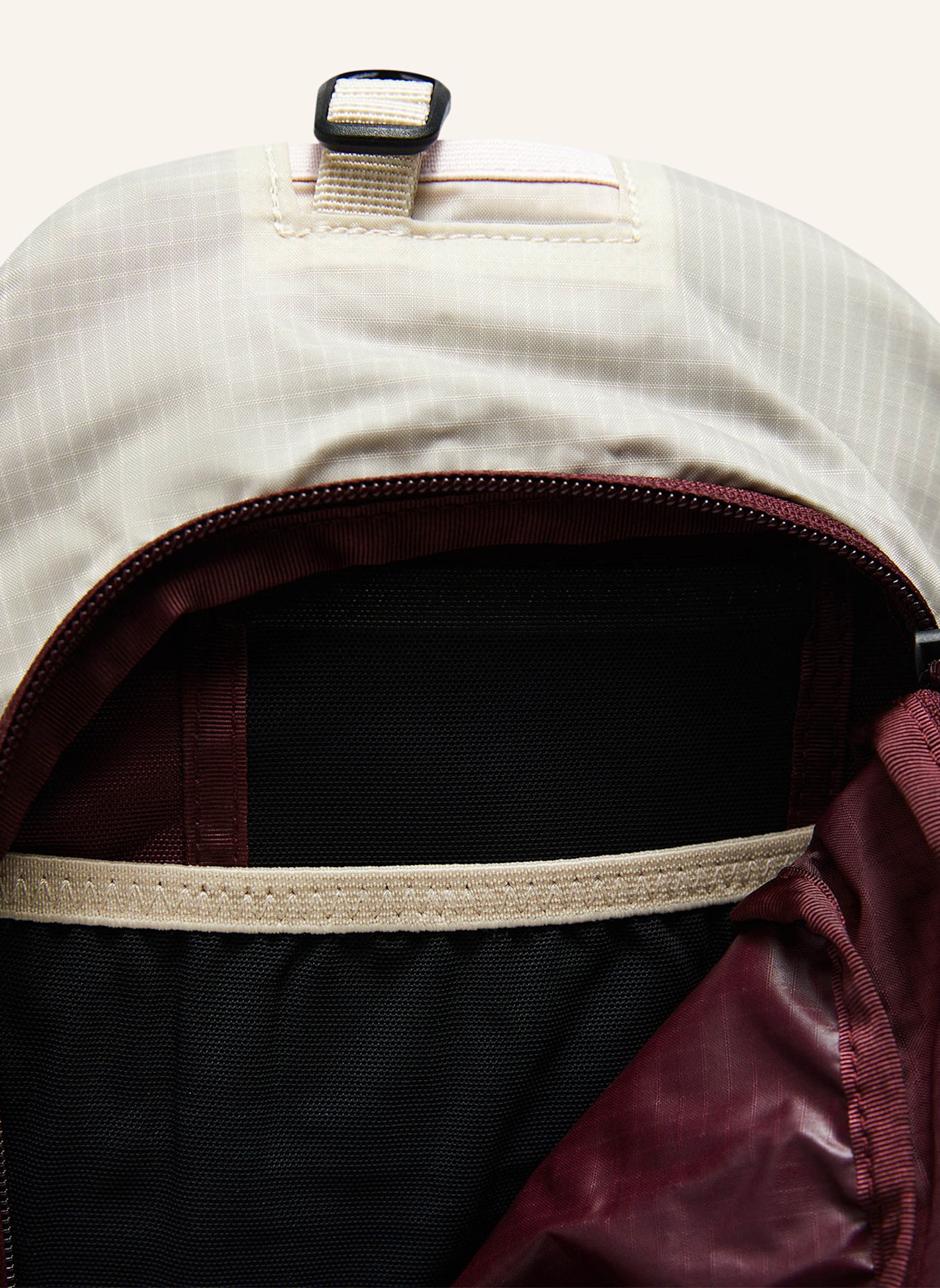 Peak Performance Umhängetasche 4,5 l: DUNKELROT