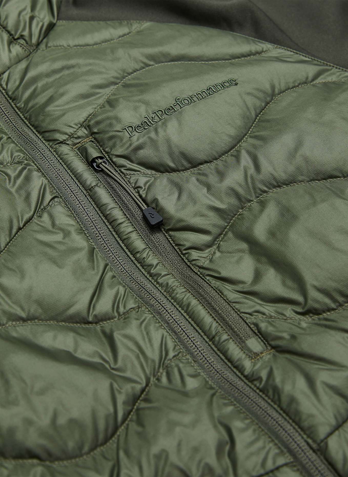 Peak Performance Hybrid-Daunenjacke HELIUM HOODED: DUNKELGRÜN