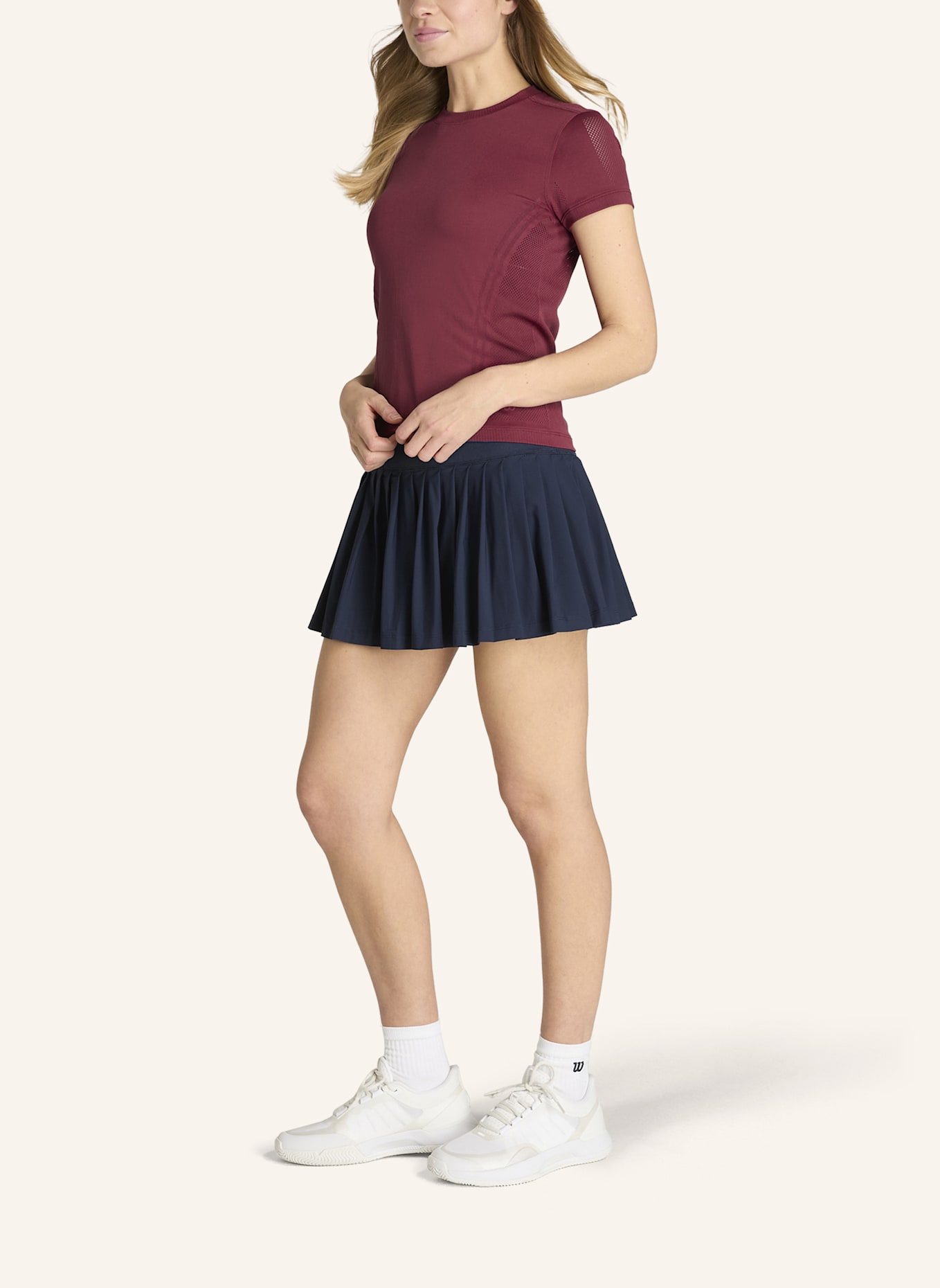 Wilson Pro Seamless Tee Shirt: DUNKELROT