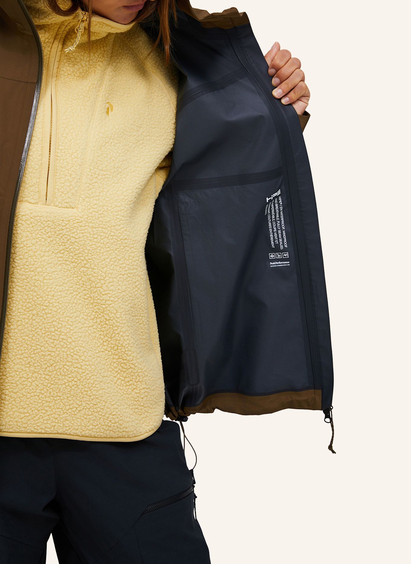 Peak Performance W Treeline Hipe® 2.5L Shell Jacket Funktionsjacke: KHAKI