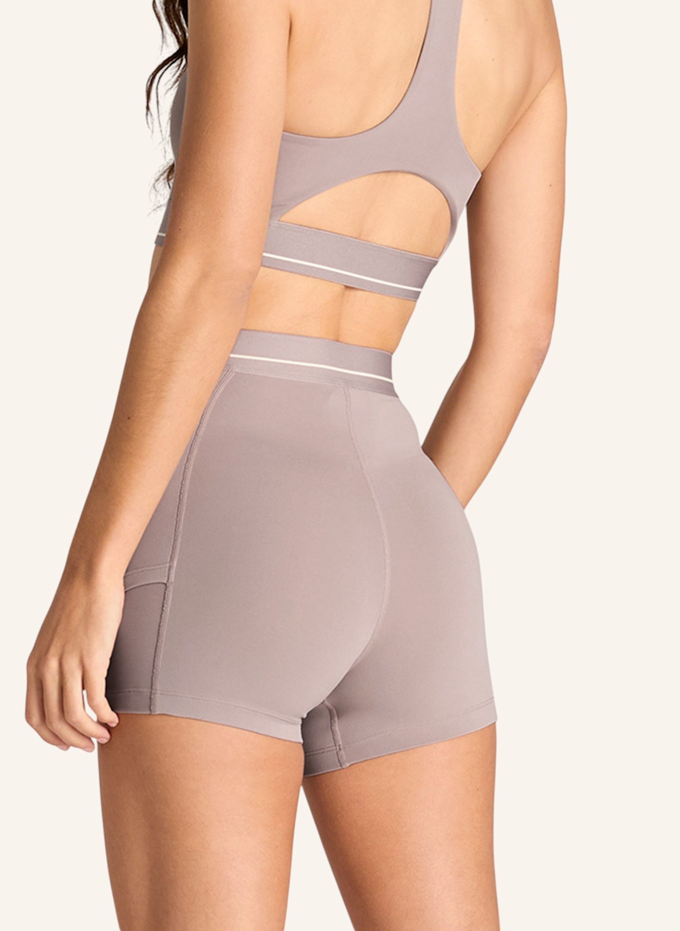 Wilson Sportshorts W TENNIS BALL SHORT: DUNKELBRAUN