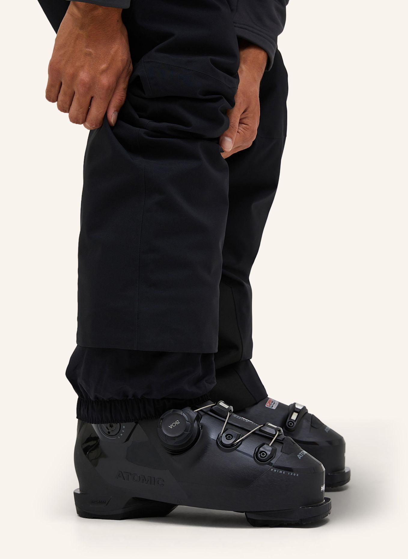 Peak Performance M Maroon Hipe® 2L Insulated Shell Pants Skihose: SCHWARZ