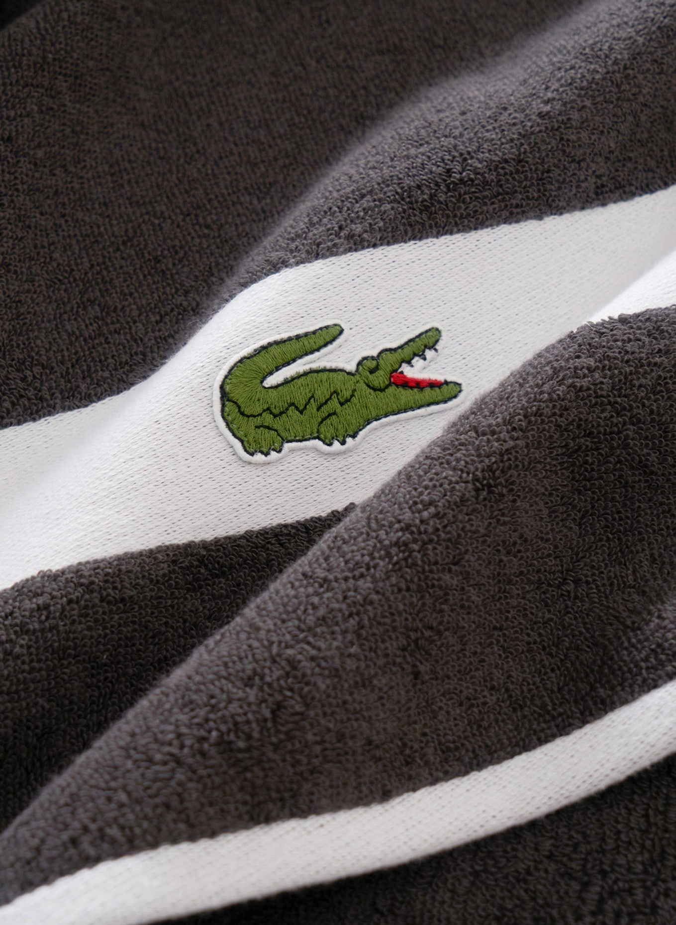 LACOSTE Badetuch L CASUAL, Farbe: GRAU (Bild 1)