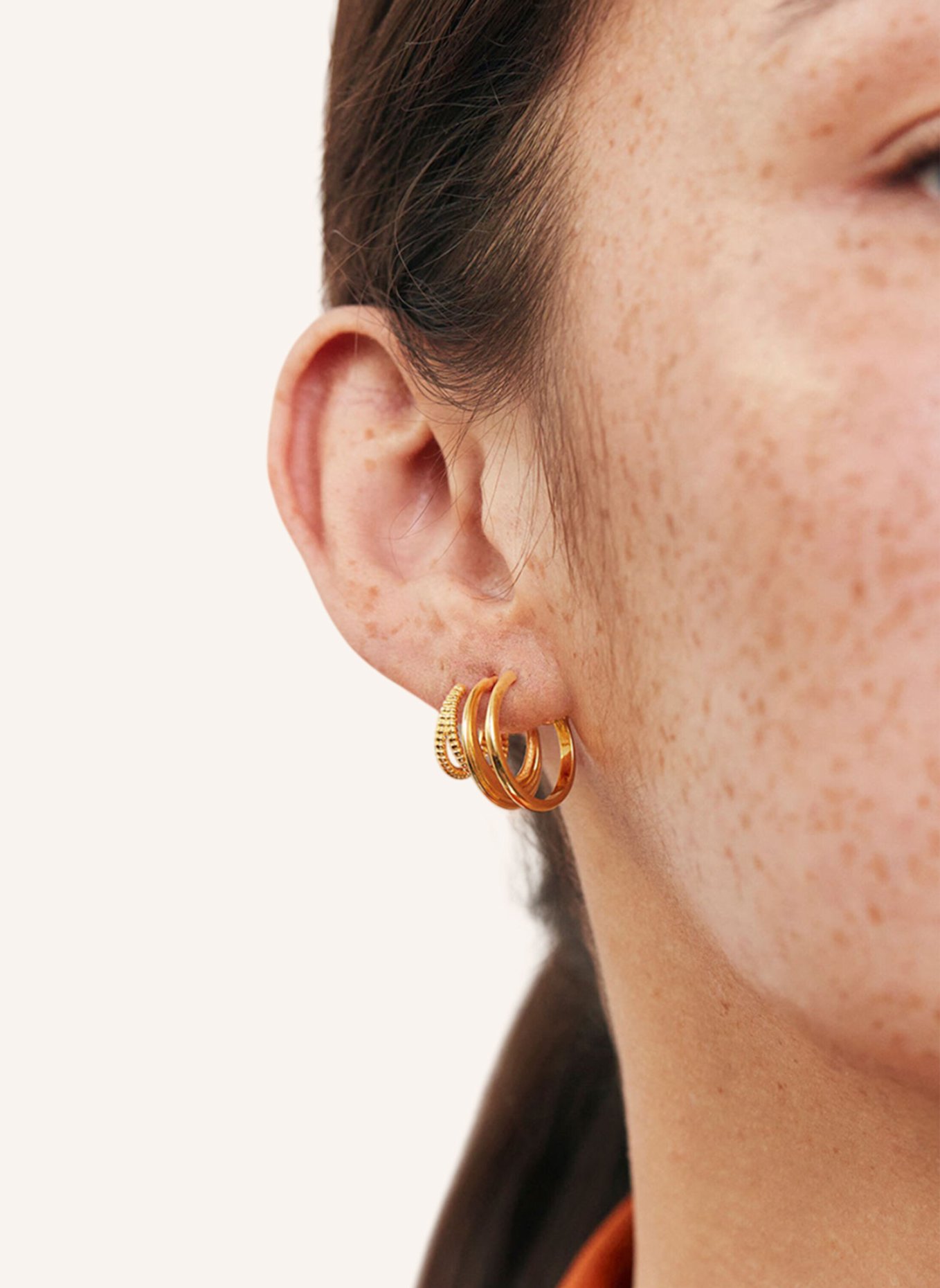 STILNEST Ohrringe: GOLD