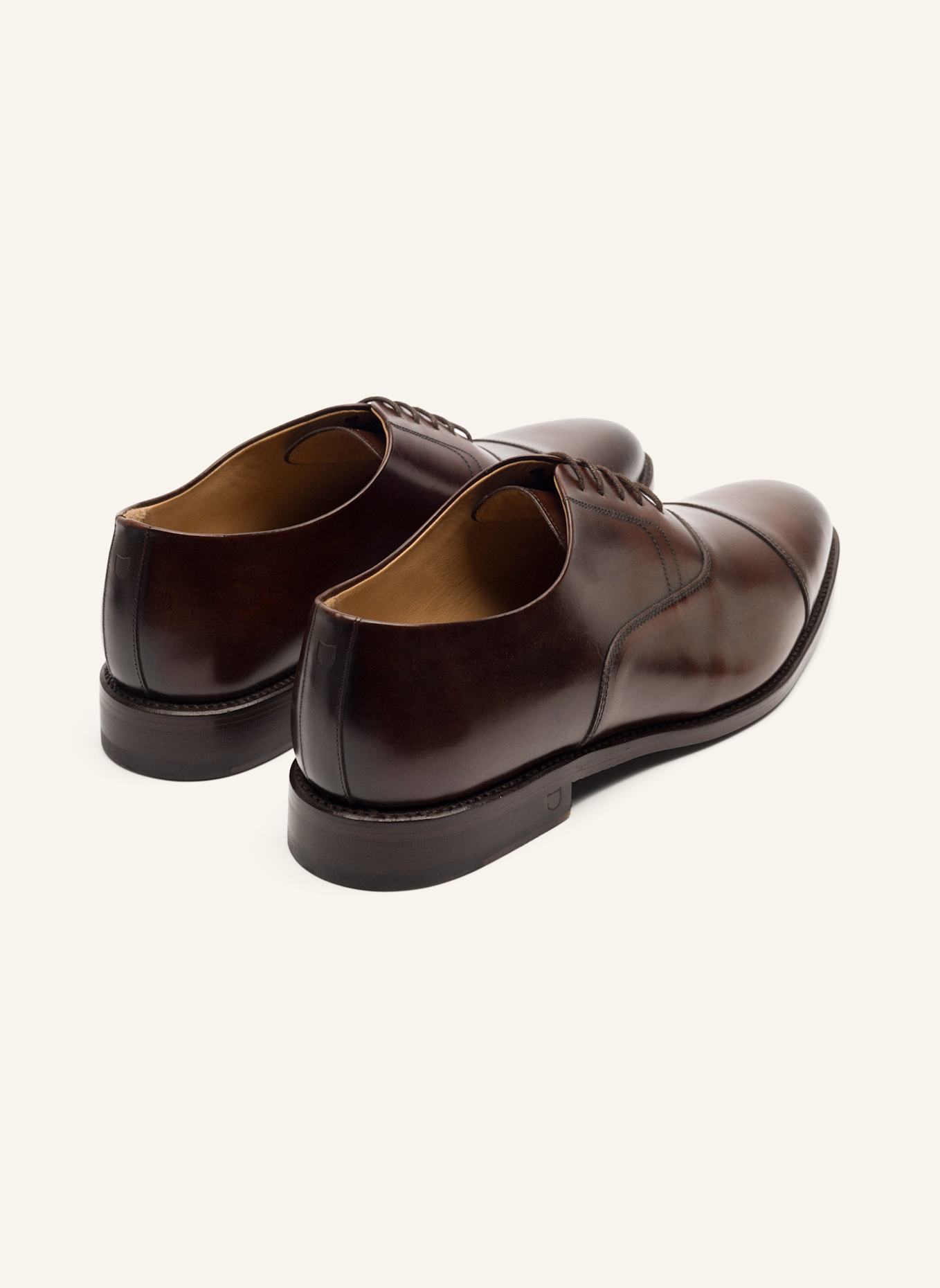 Henry Stevens Schnürer MARSHALL CO: DUNKELBRAUN