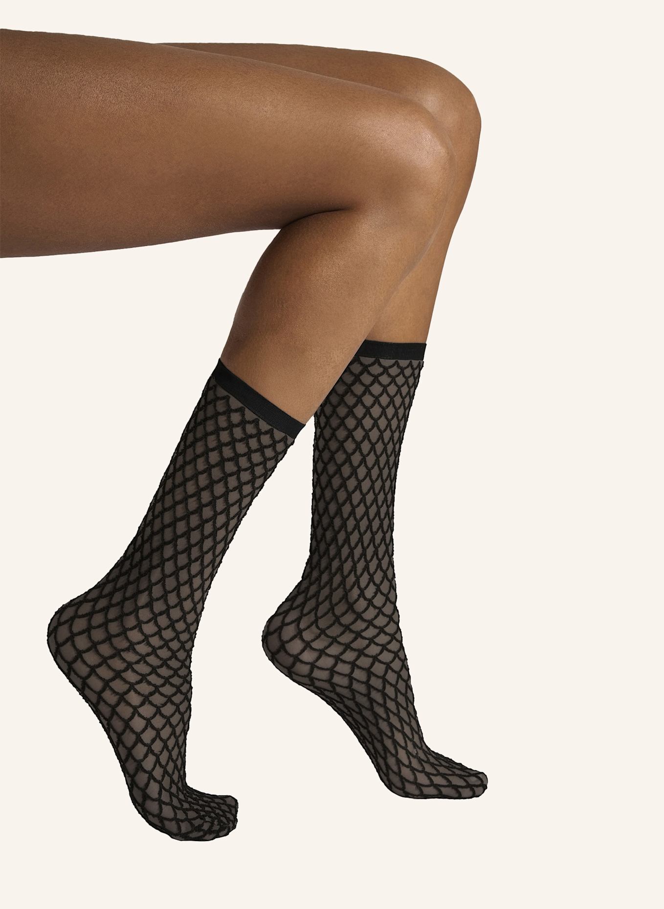 Wolford Socken VELVET NET ILLUSION SOCKS: SCHWARZ