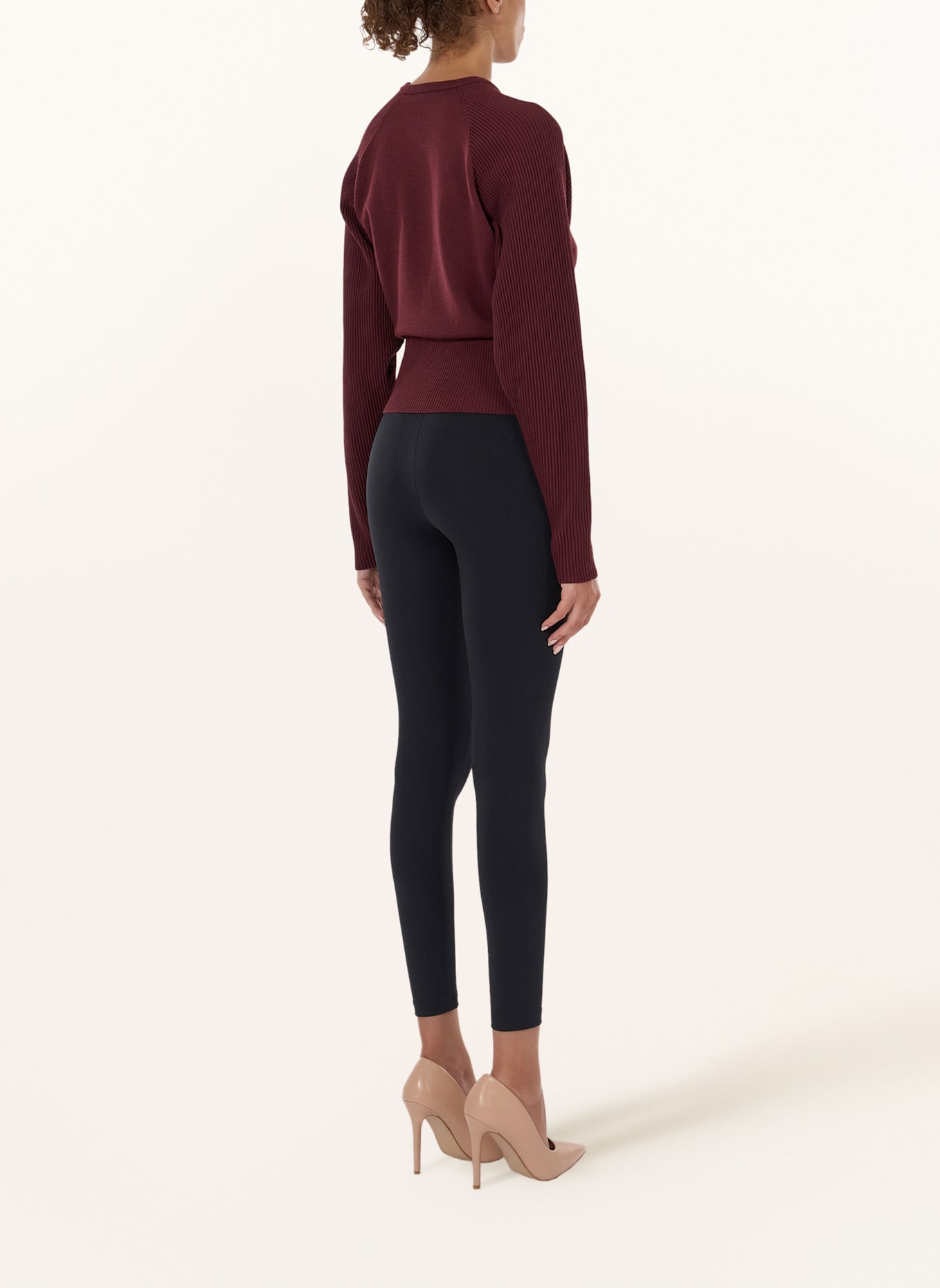 Wolford Wolford Cardigan Luxe Merino Cardigan: DUNKELGRÜN