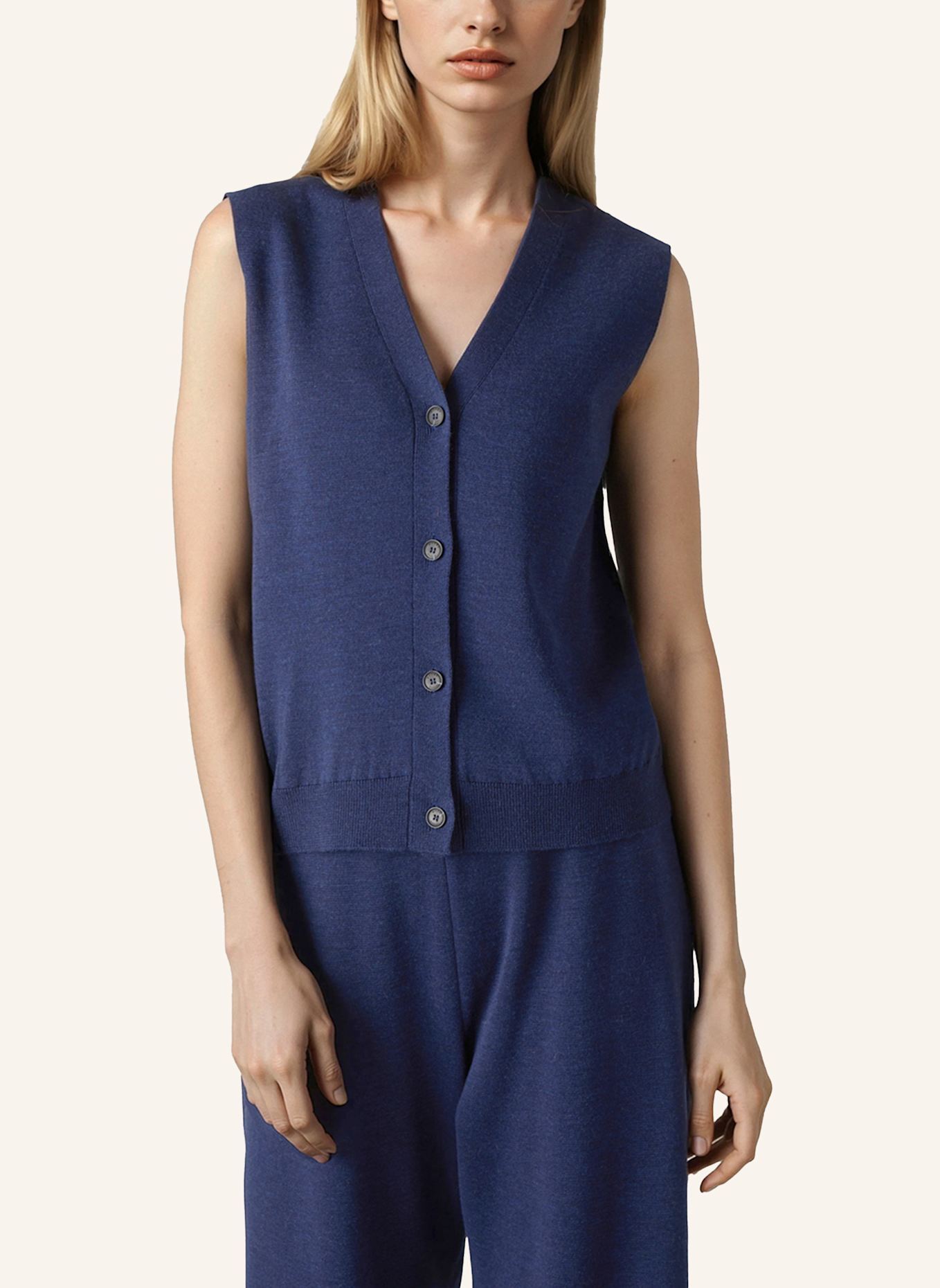 MAERZ MUENCHEN Strickweste 230400: BLAU