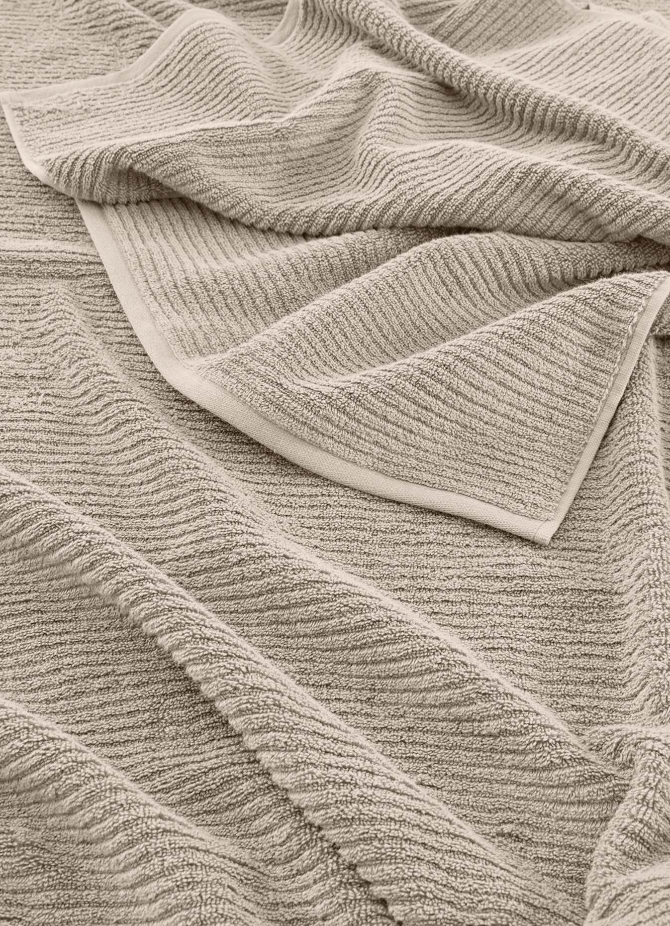 hessnatur Frottier Handtuch Rippstruktur: BEIGE