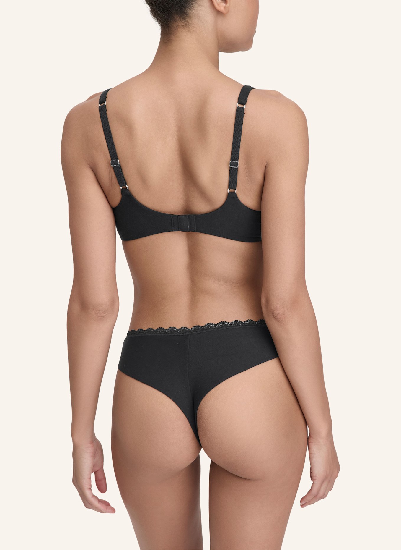 hessnatur Brazil: SCHWARZ