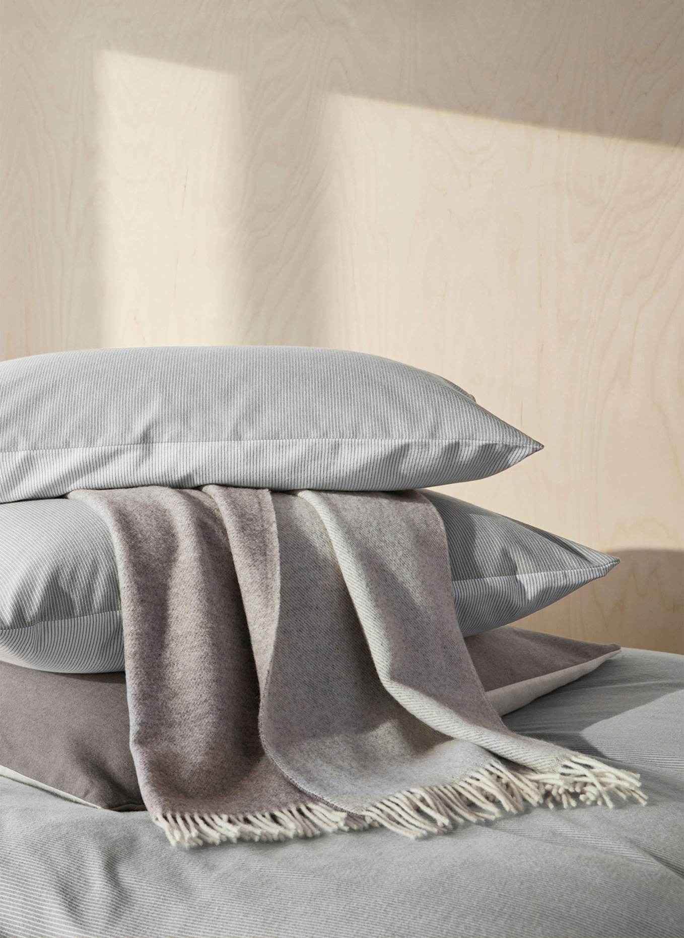 hessnatur Doubleface Plaid: GRAU