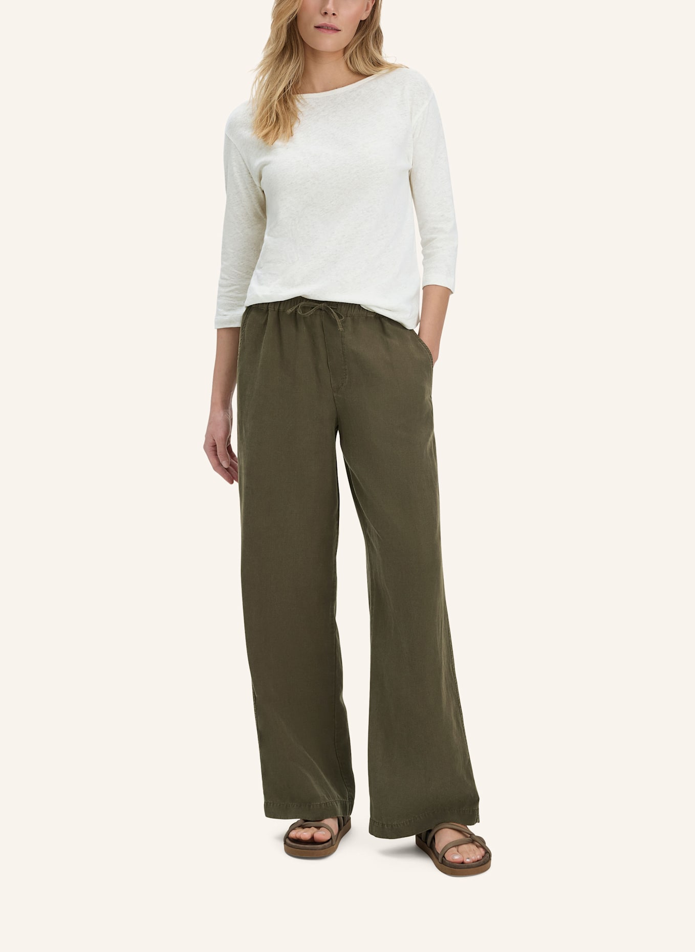 hessnatur Hose Straight Leg: GOLD