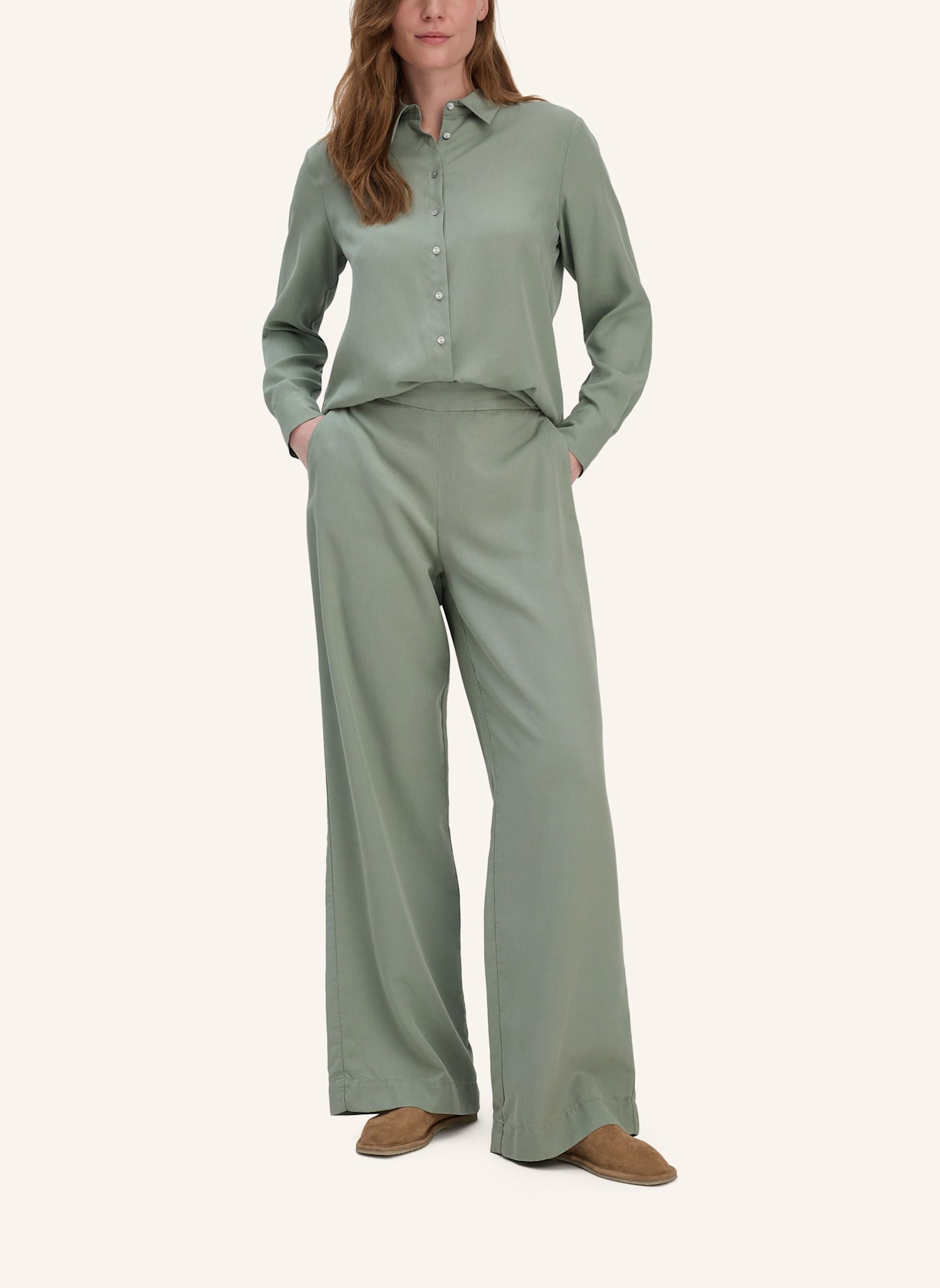 hessnatur Bluse: GRÜN