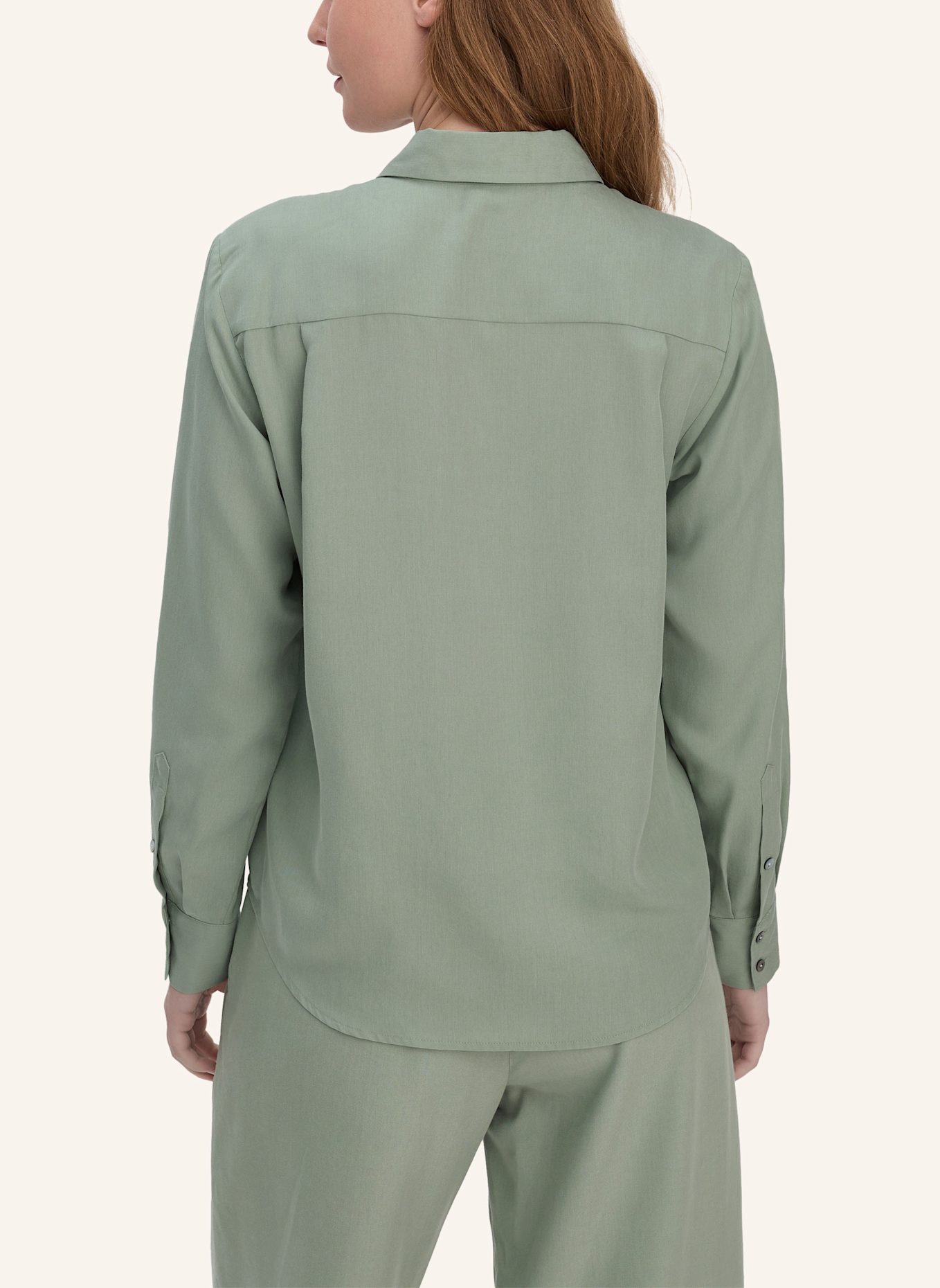 hessnatur Bluse: GRÜN