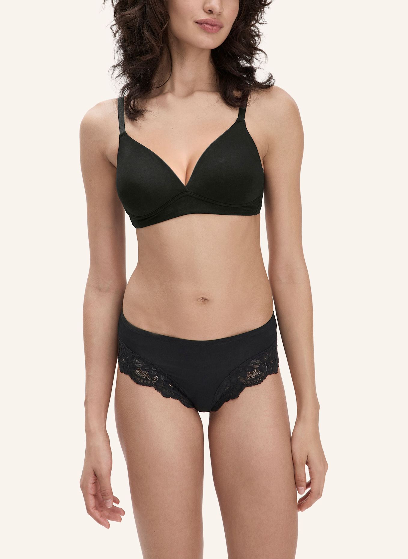 hessnatur Spacer BH: SCHWARZ