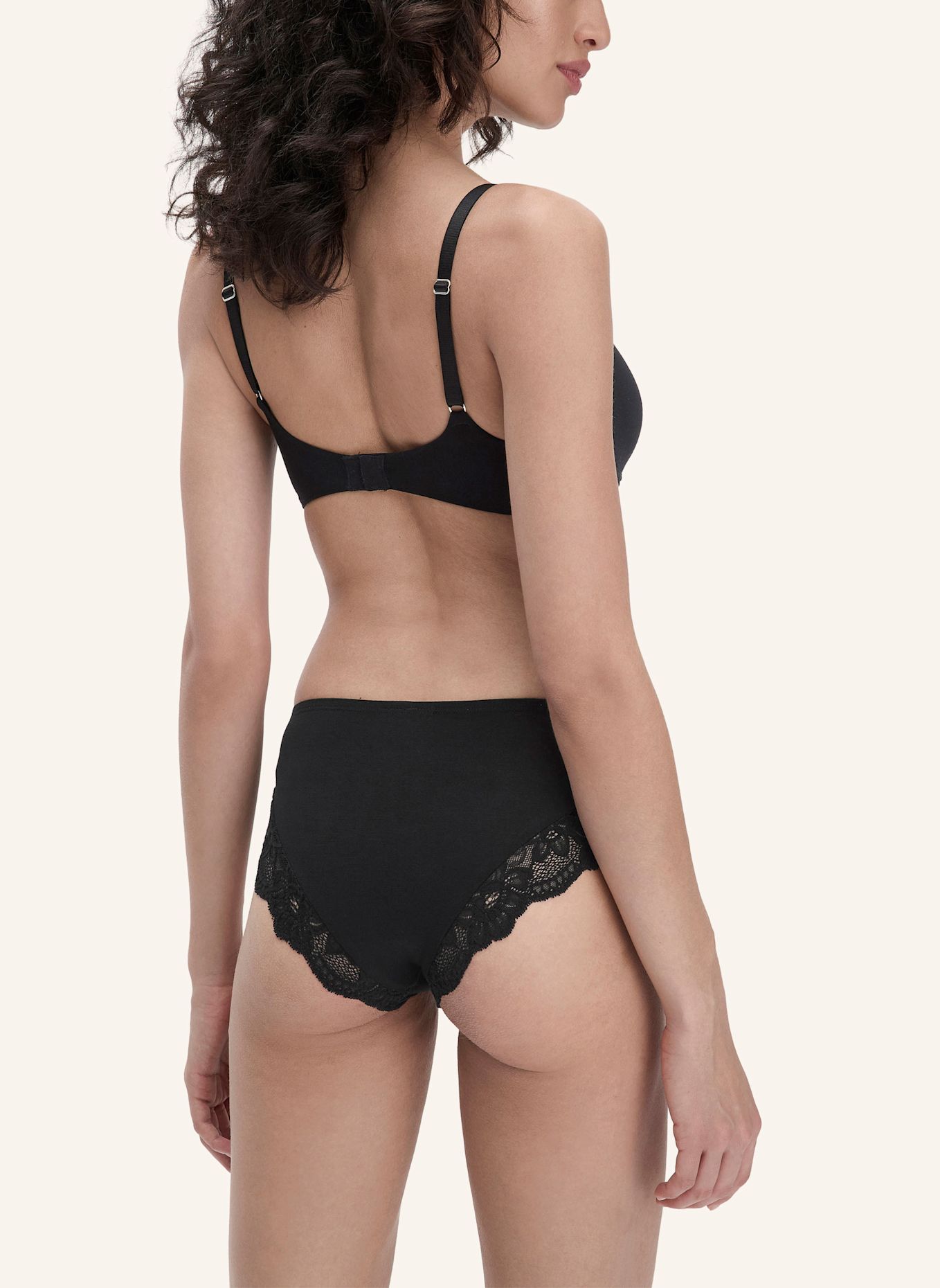 hessnatur Spacer BH: SCHWARZ