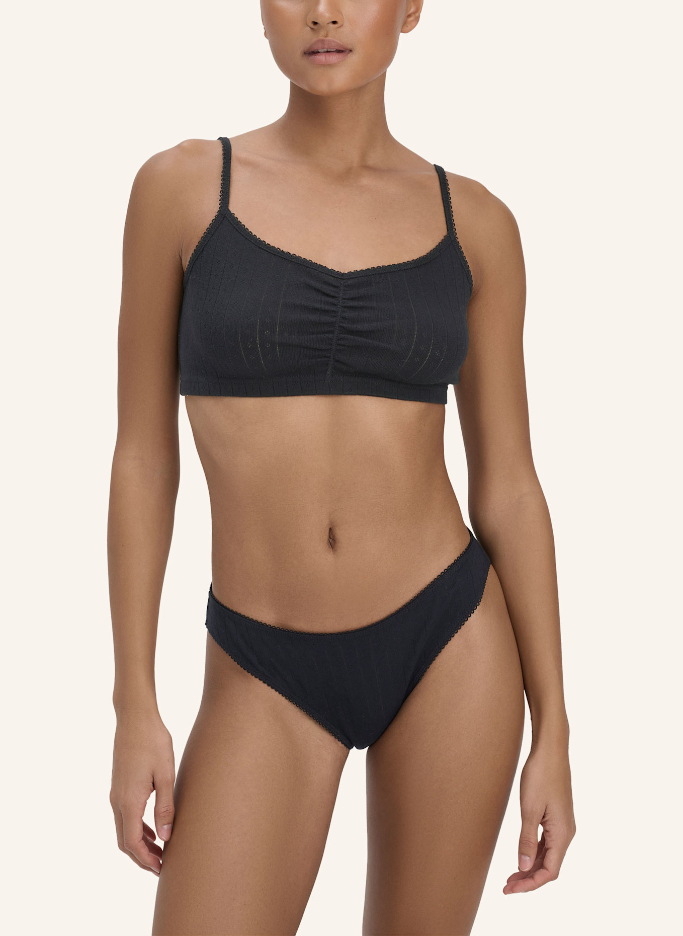 hessnatur Slip: SCHWARZ