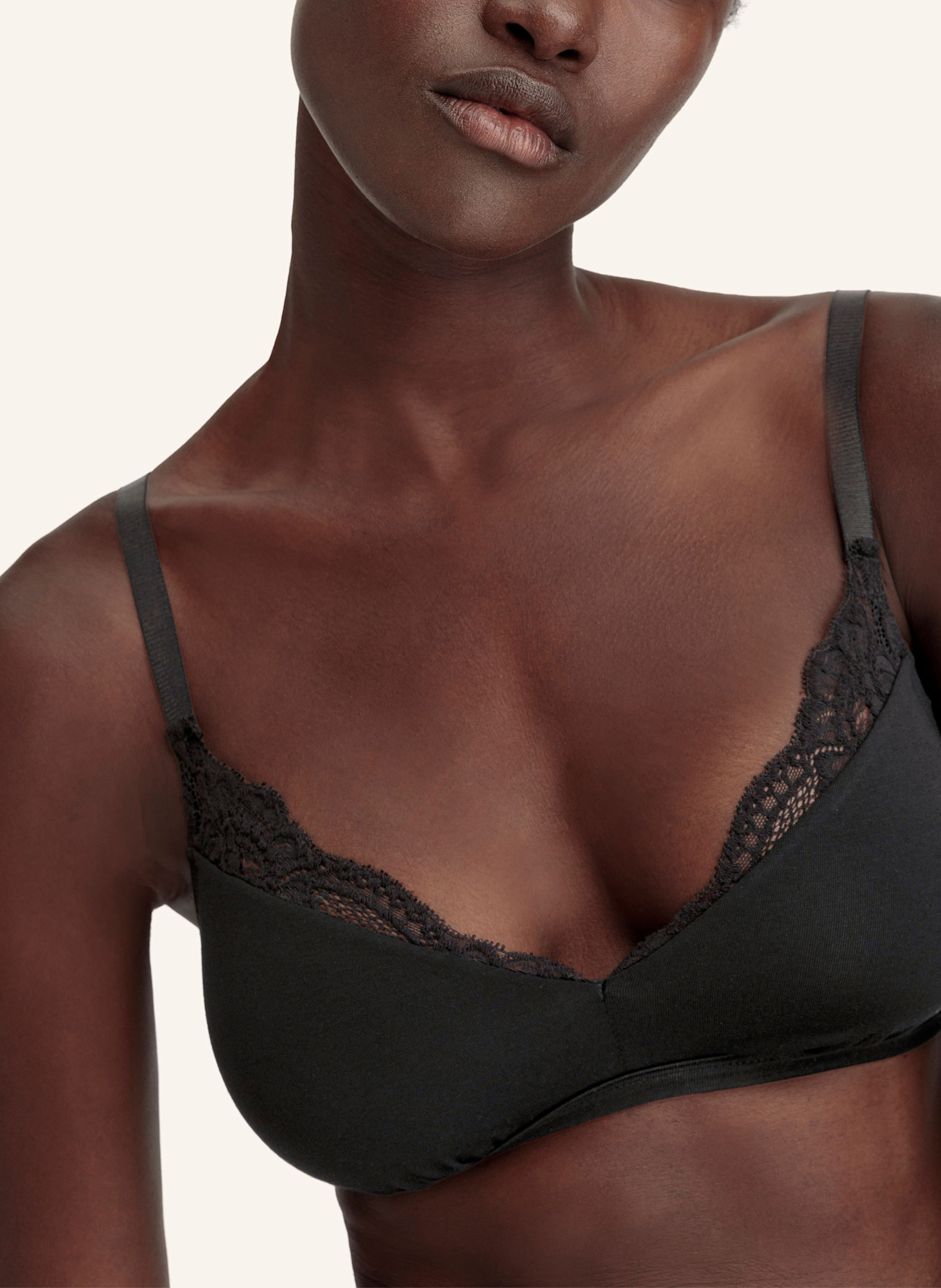 hessnatur Soft BH: SCHWARZ