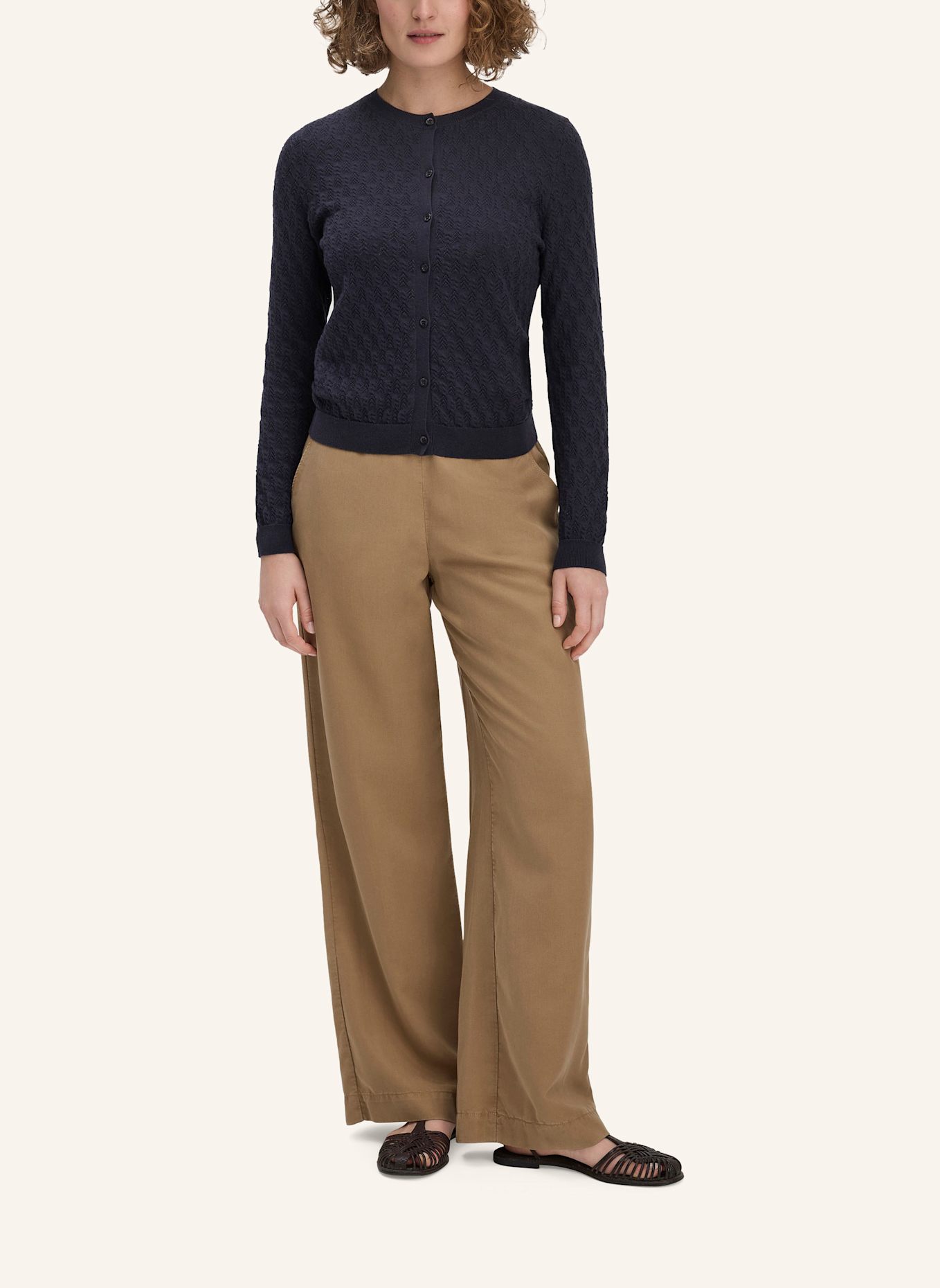 hessnatur Strickjacke: BLAU