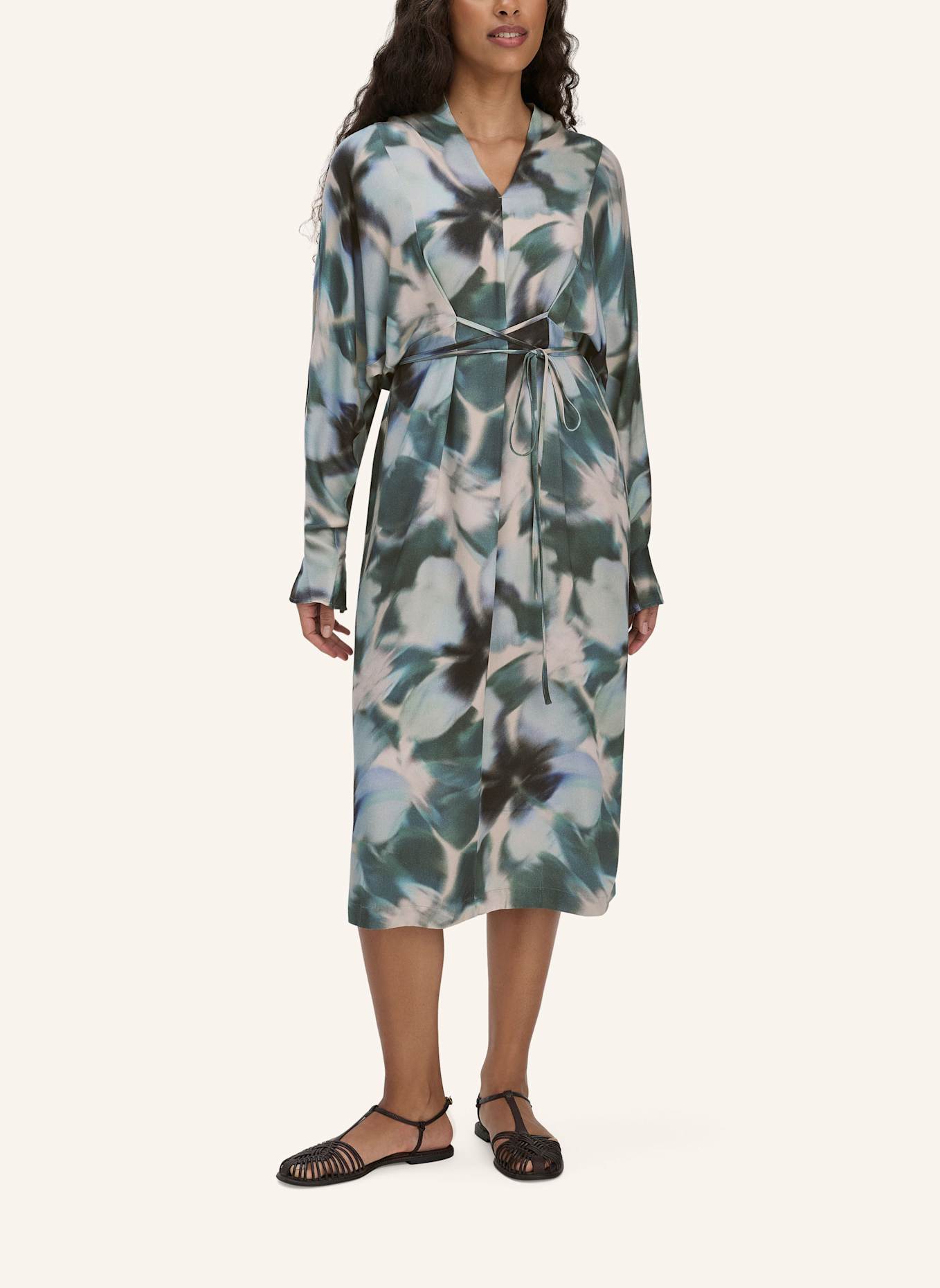 hessnatur Kimono Kleid: BLAU